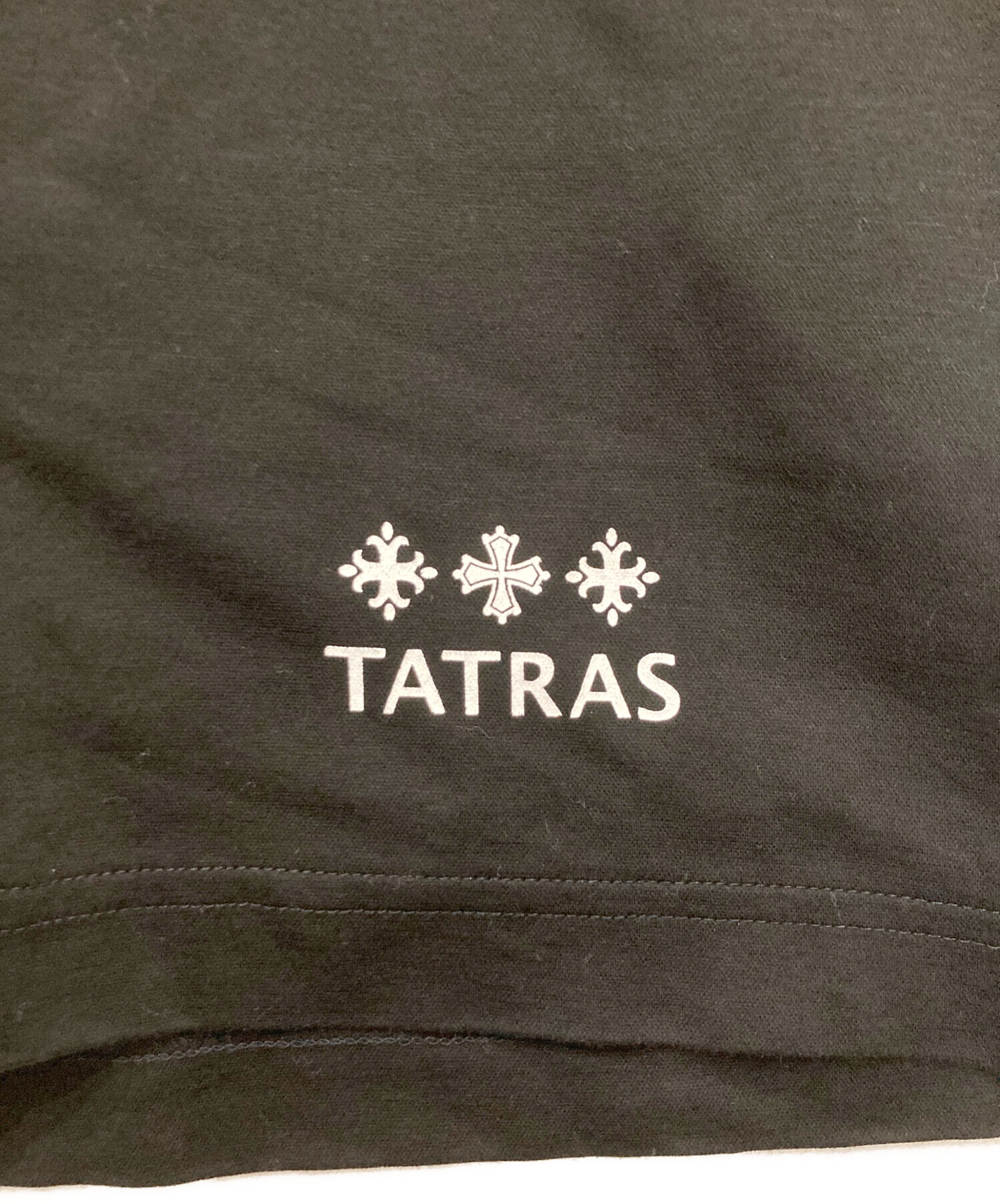 中古・古着通販】TATRAS (タトラス) バックプリントTシャツ ブラック