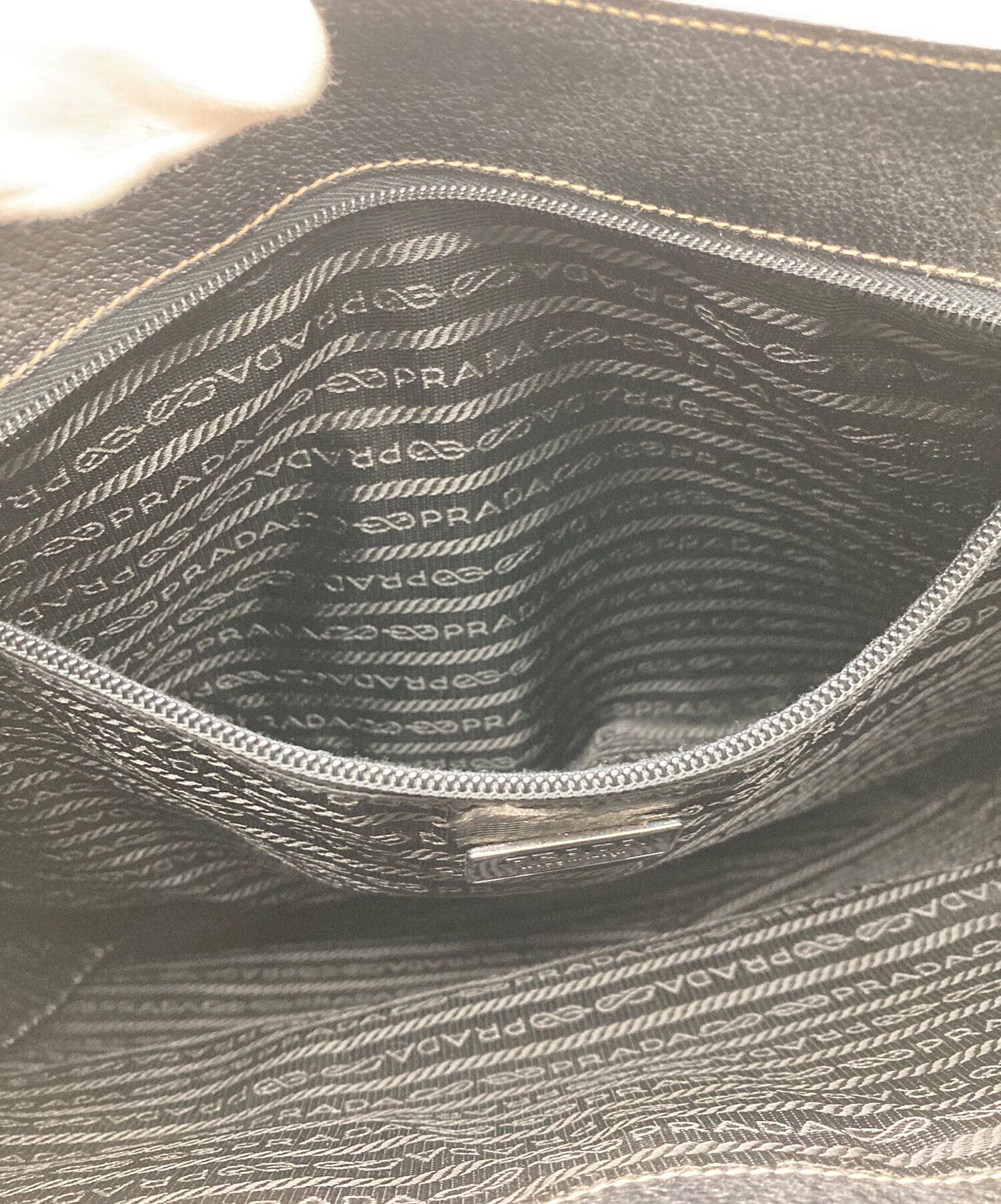 中古・古着通販】PRADA (プラダ) 三角プレートキャンバスレザートート