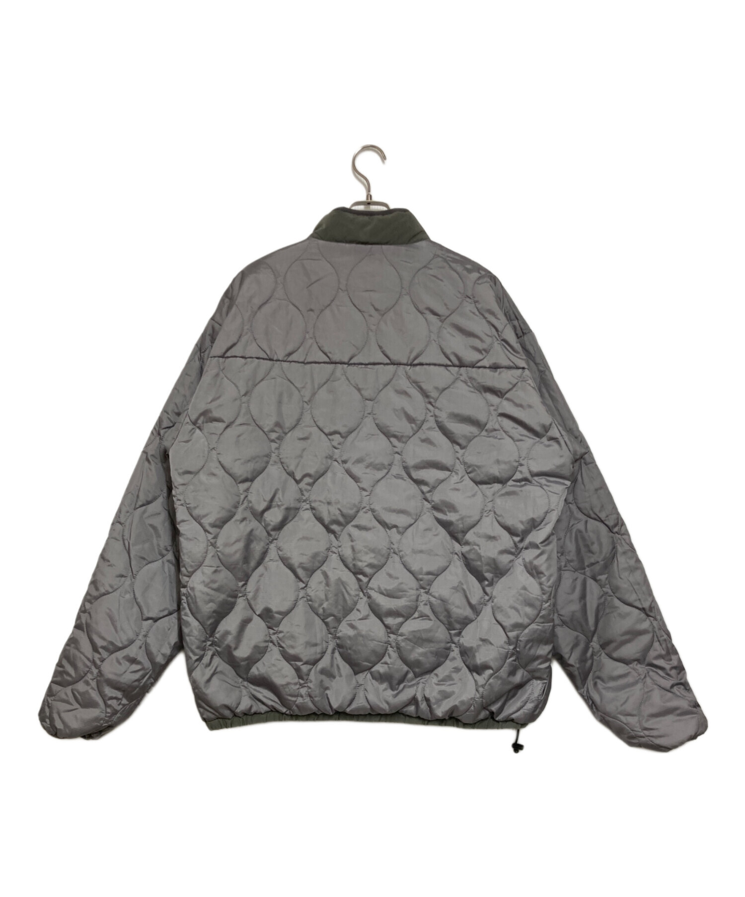 Hellrazor ミリタリージャケット グレー HELLRAZOR REVERSIBLE ARMY CARGO PUFF JACKET |