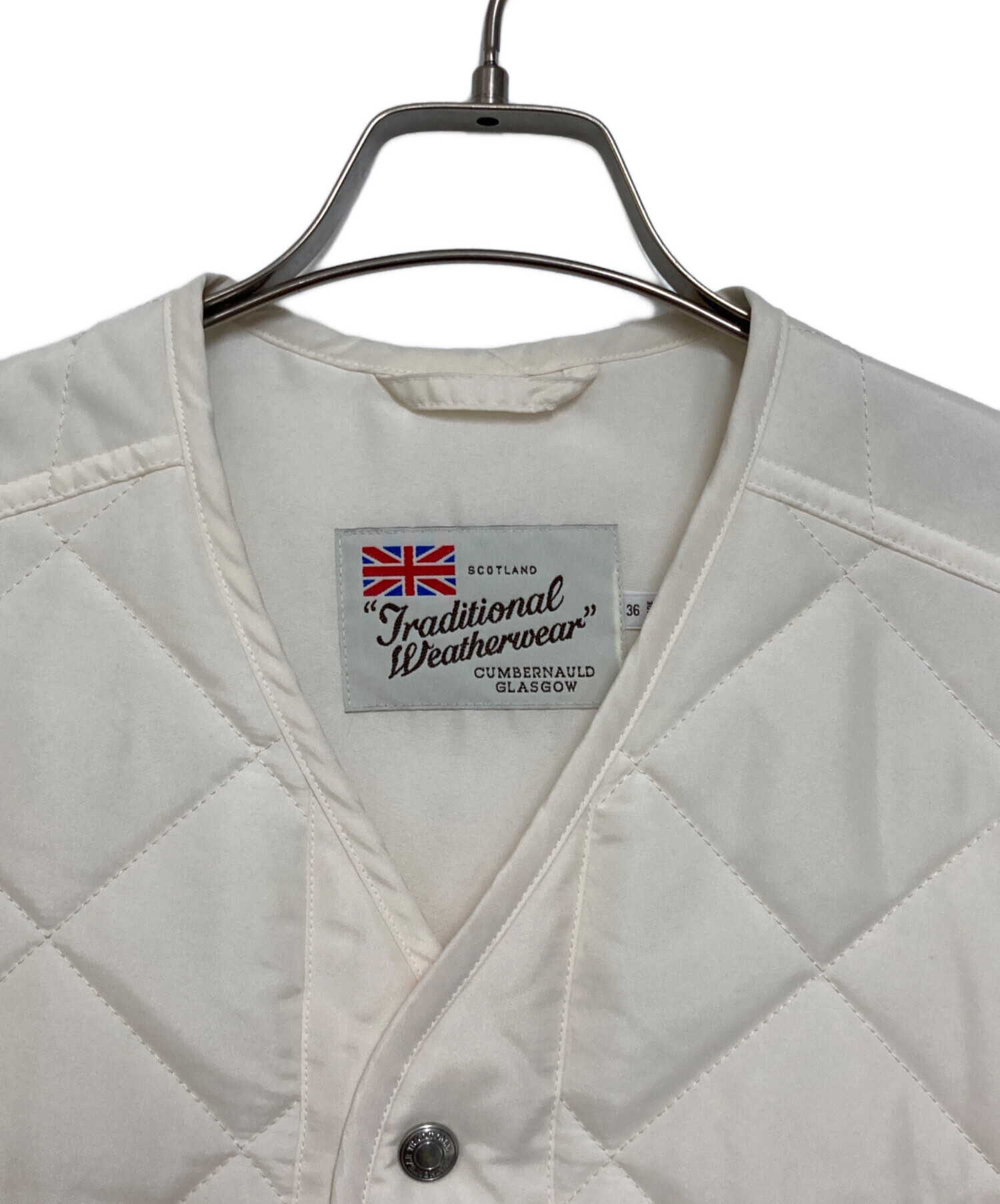 美品Traditional Weatherwear キルティングベスト 32 中古・古着通販】Traditional Weatherwear (トラディショナルウェザー