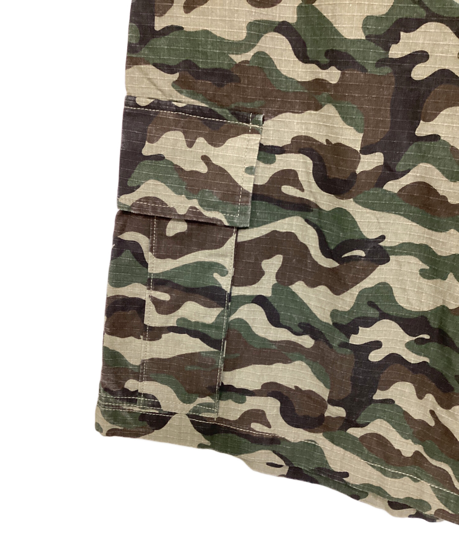 中古・古着通販】AFB (エーエフビー) カモ柄BAGGY CARGO SHORTS カーキ