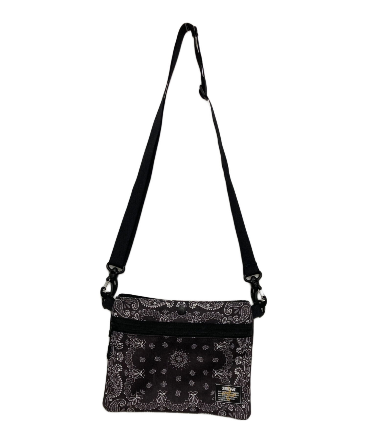 CHALLENGER(チャレンジャー) ⁄ BANDANA LYZE⁄ジップパーカーバンダナ柄