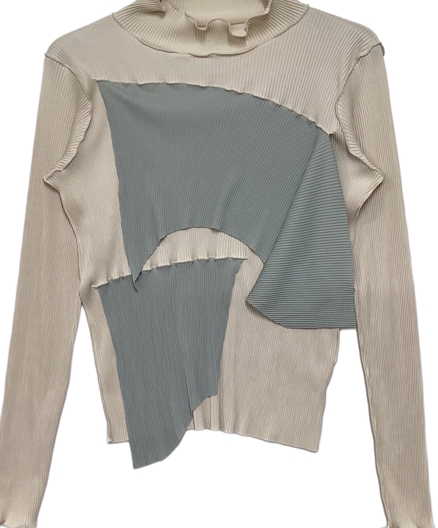 中古・古着通販】kotohayokozawa (コトハヨコザワ) プリーツカットソー