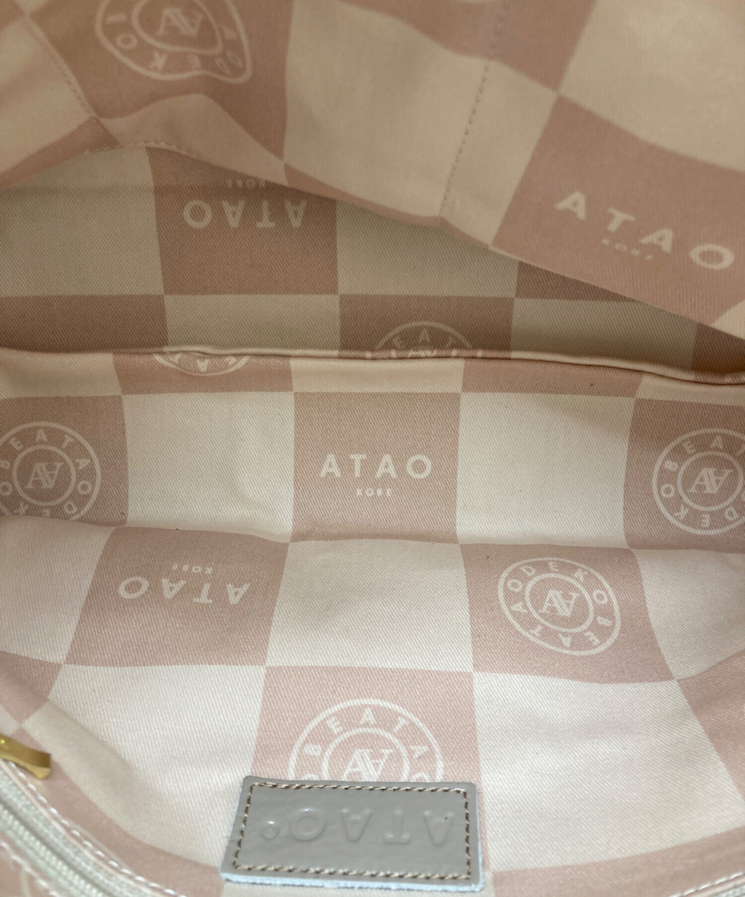 中古・古着通販】ATAO (アタオ) エナメルショルダーバッグ/Enamel