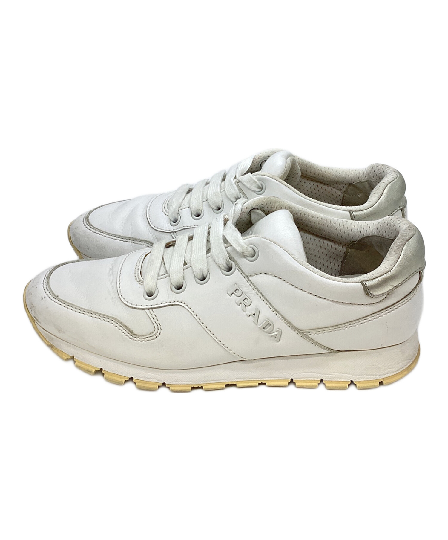 中古・古着通販】PRADA (プラダ) ローカットスニーカー ホワイト