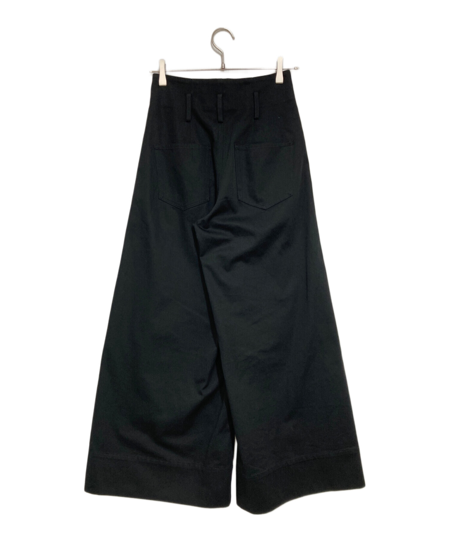 中古・古着通販】cygne (シーニュ) チノワイドパンツ Eric ブラック 中古・古着通販】cygne (シーニュ) チノワイドパンツ Eric ブラック