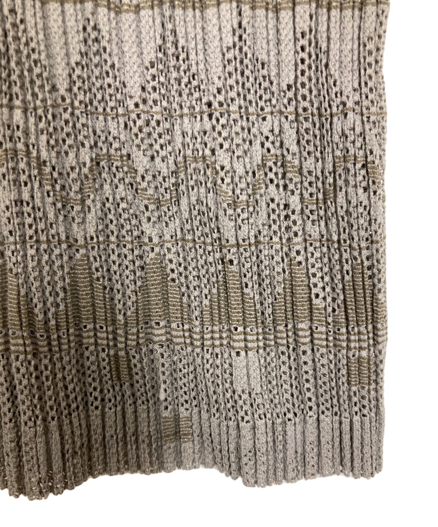 PLEATS PLEASE カットソー　ノースリーブ 中古・古着通販】PLEATS PLEASE (プリーツプリーズ) Vネック