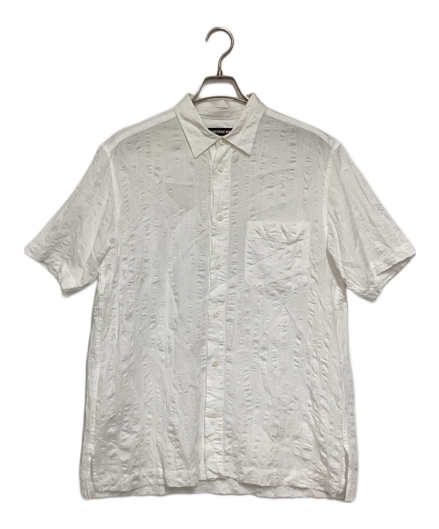 ISSEY MIYAKE イッセイミヤケ カジュアルシャツ M 白 【古着】【中古】【送料無料】 中古・古着通販】ISSEY MIYAKE MEN (イッセイミヤケメン) シワ加工