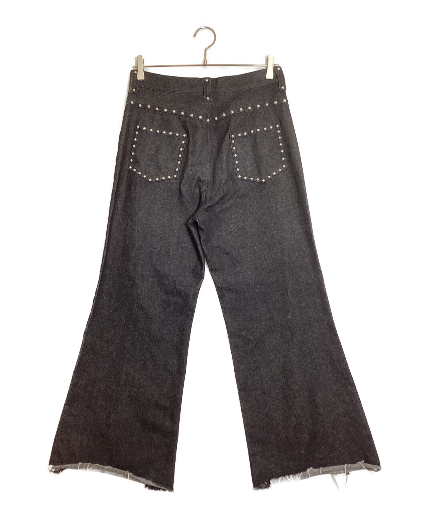 SHIKITARI シキタリ スラックス S 茶 【古着】【中古】 中古・古着通販】SHIKITARI (シキタリ) スタッズデニムパンツ ブラック