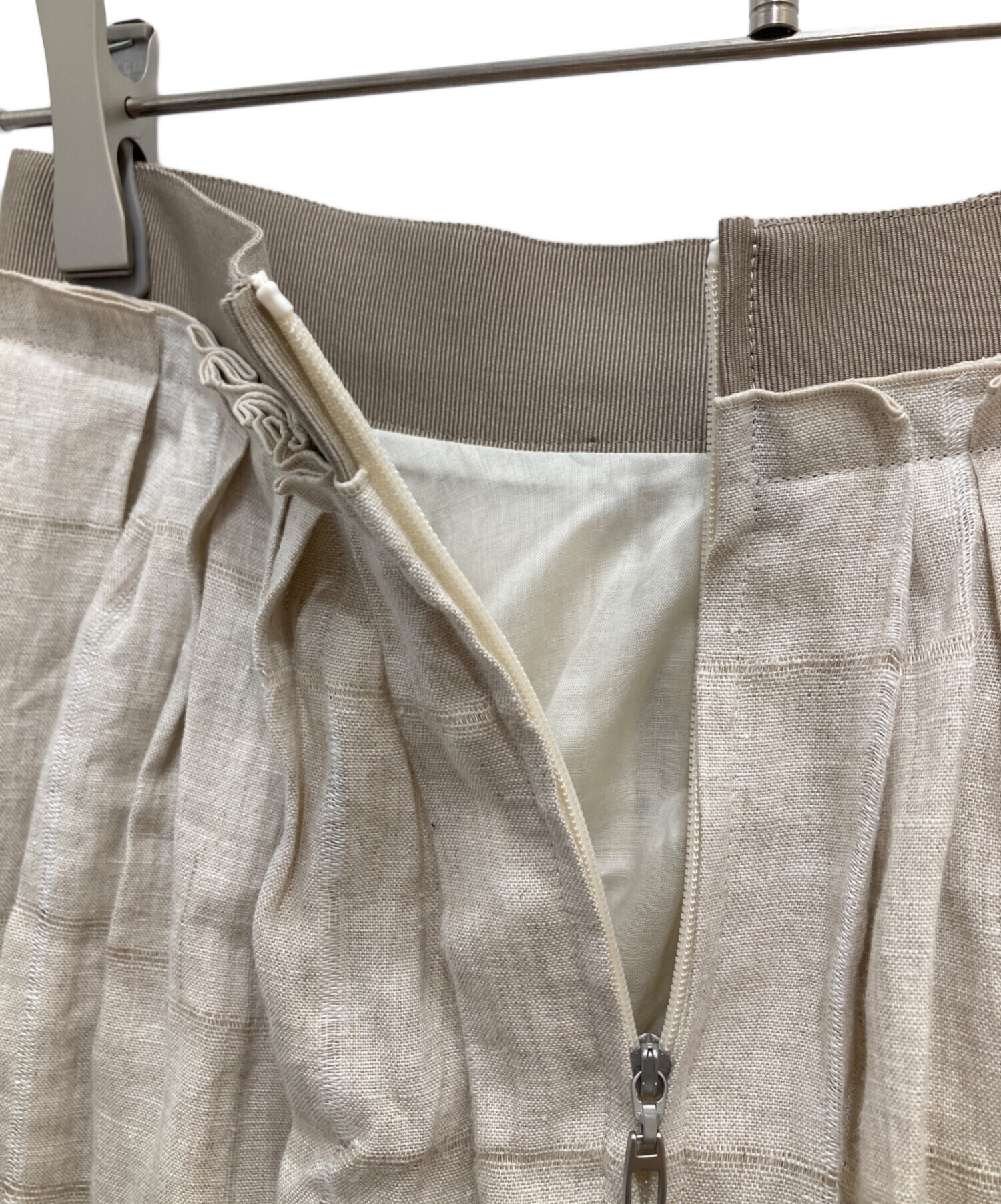 FOXEY NEWYORK(フォクシー） Lunar Twilight ギャザースカート 43878 フォクシー　ティーカップ　 ふんわりフレアスカート　ベージュグレー