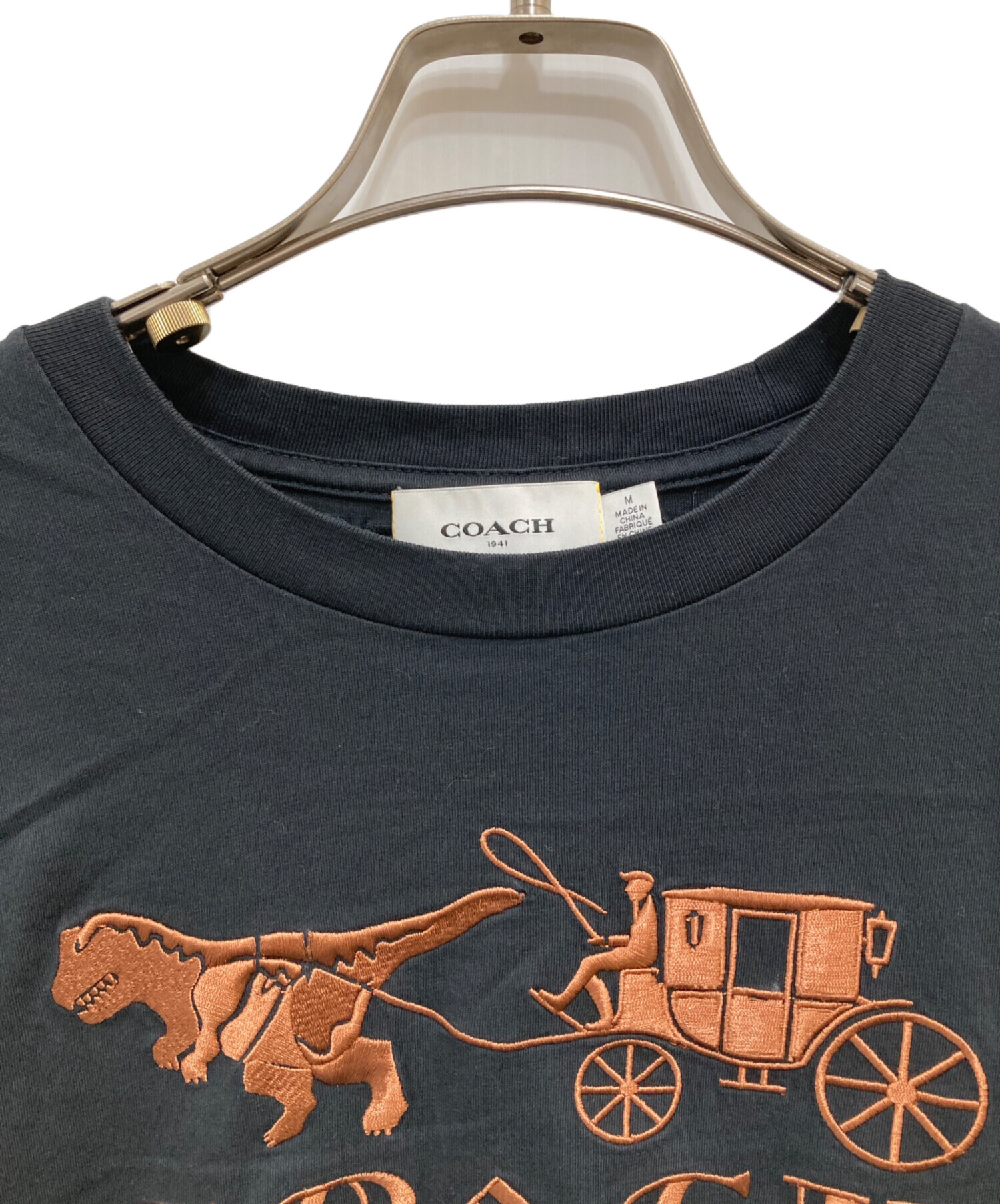 コーチ キョウリュウ Tシャツ 黒色 COACH☆100%オーガニックコットン