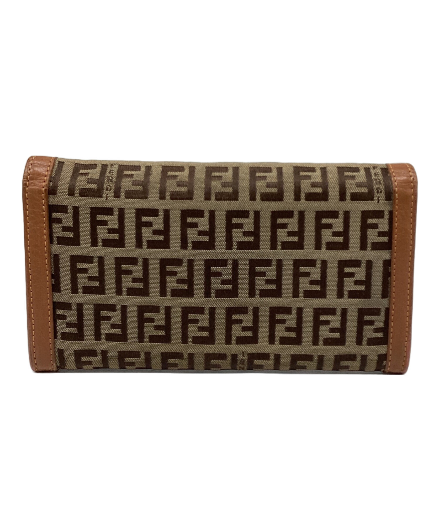 中古・古着通販】FENDI (フェンディ) ズッカ柄チャーム付長財布 