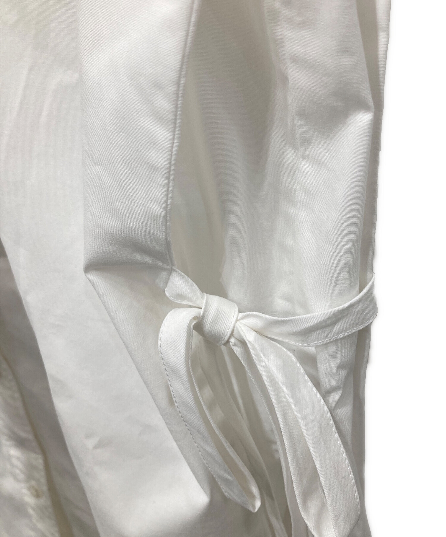 中古・古着通販】YORI (ヨリ) ウエッジラインブラウス ホワイト サイズ 