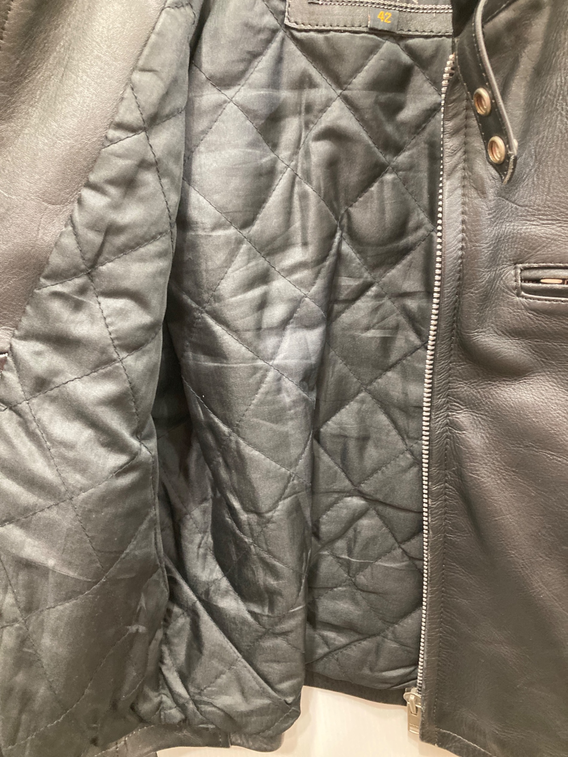 中古・古着通販】EEZAN (イーザン) レザーシングルライダース 