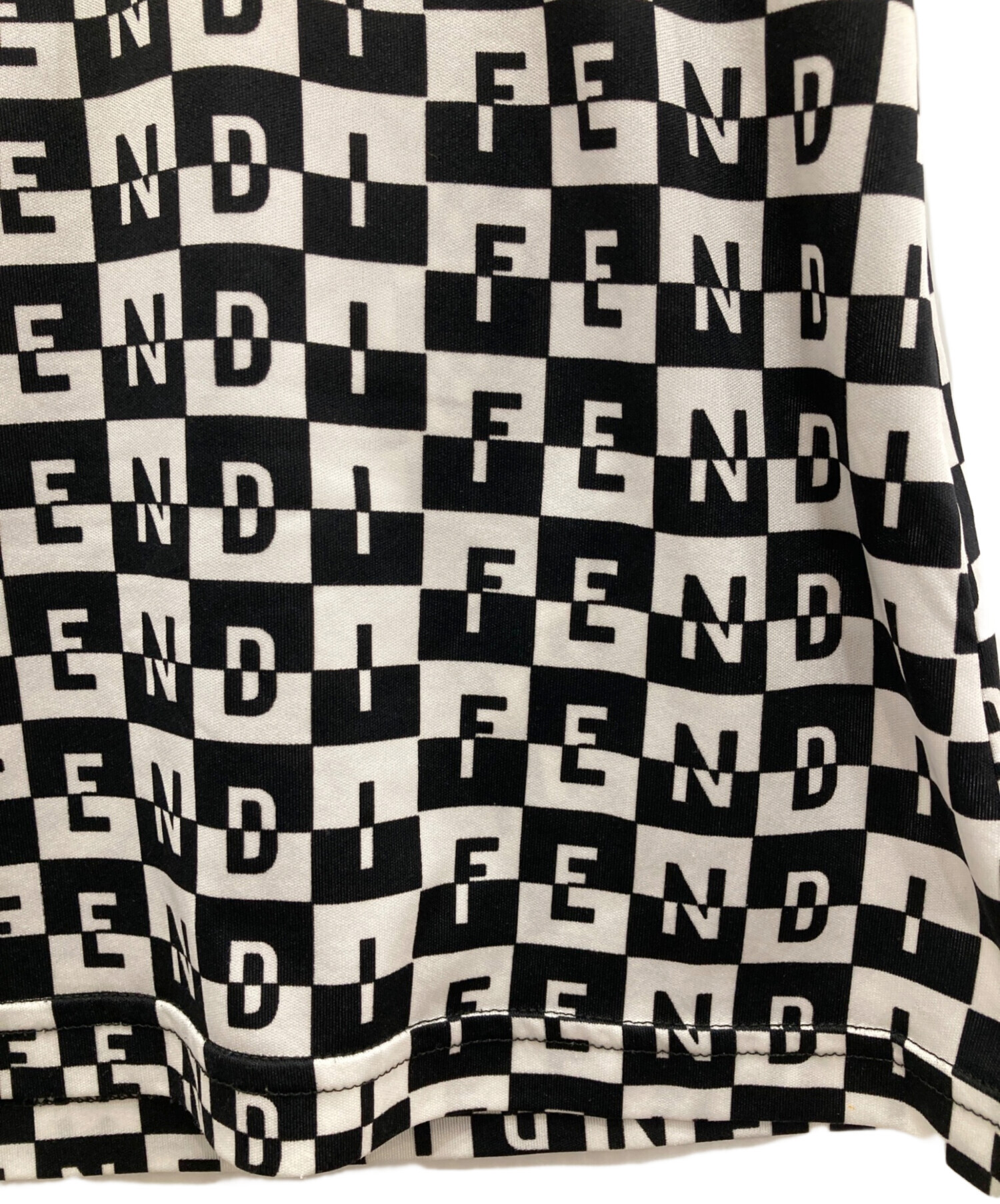 中古・古着通販】FENDI (フェンディ) 総柄Tシャツ ホワイト×ブラック 