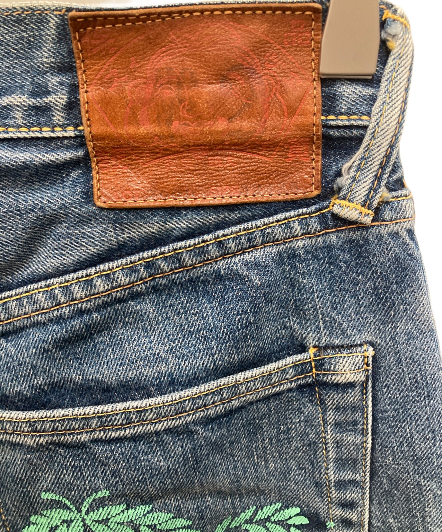 エヴィス デニムパンツ w32 中古・古着通販】EVISU (エヴィス) デニム