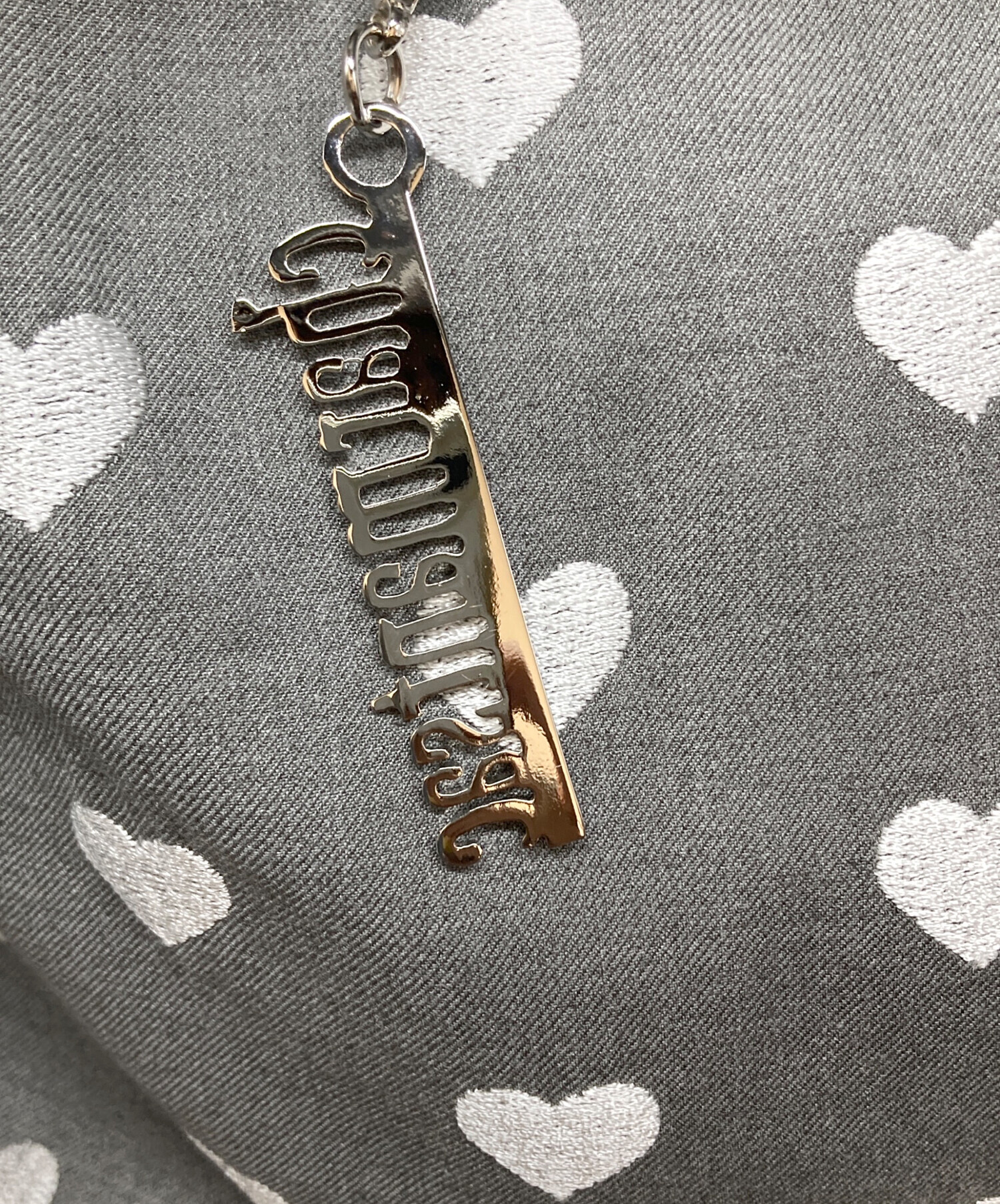 Charmantsac ハート エンブロイダリー巾着バッグ　限定完売品 Charmantsac ハート エンブロイダリー巾着バッグ 限定完売品 - メルカリ