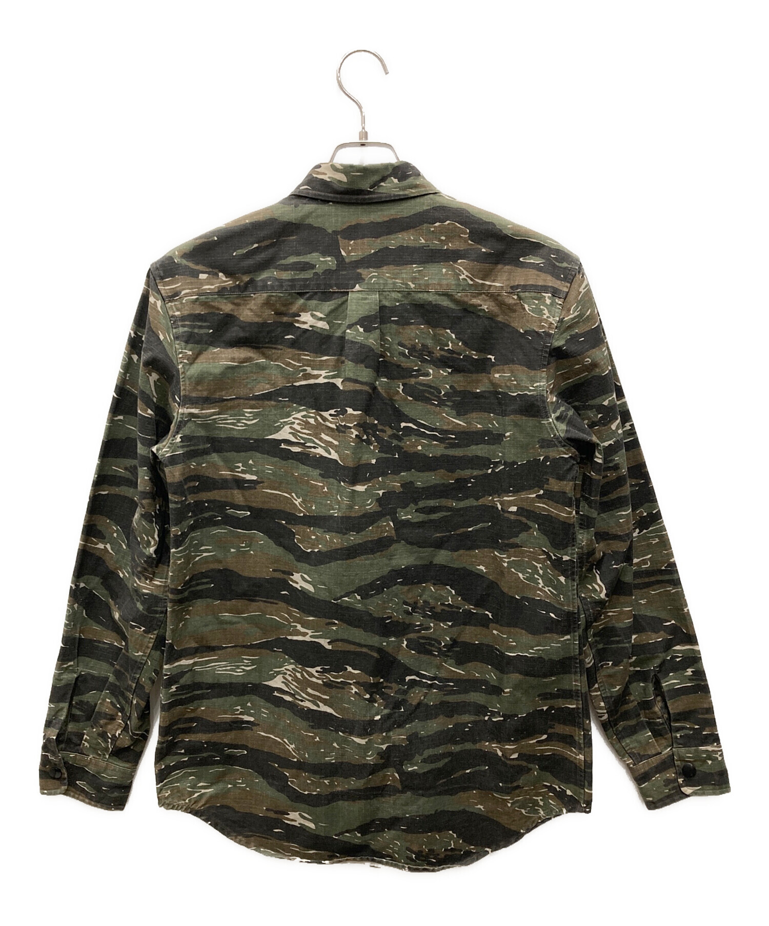送料込 シュプリーム タイガーカモ 34 カモフラ supreme ビンテージ 中古・古着通販】SUPREME (シュプリーム) タイガーカモシャツ カーキ
