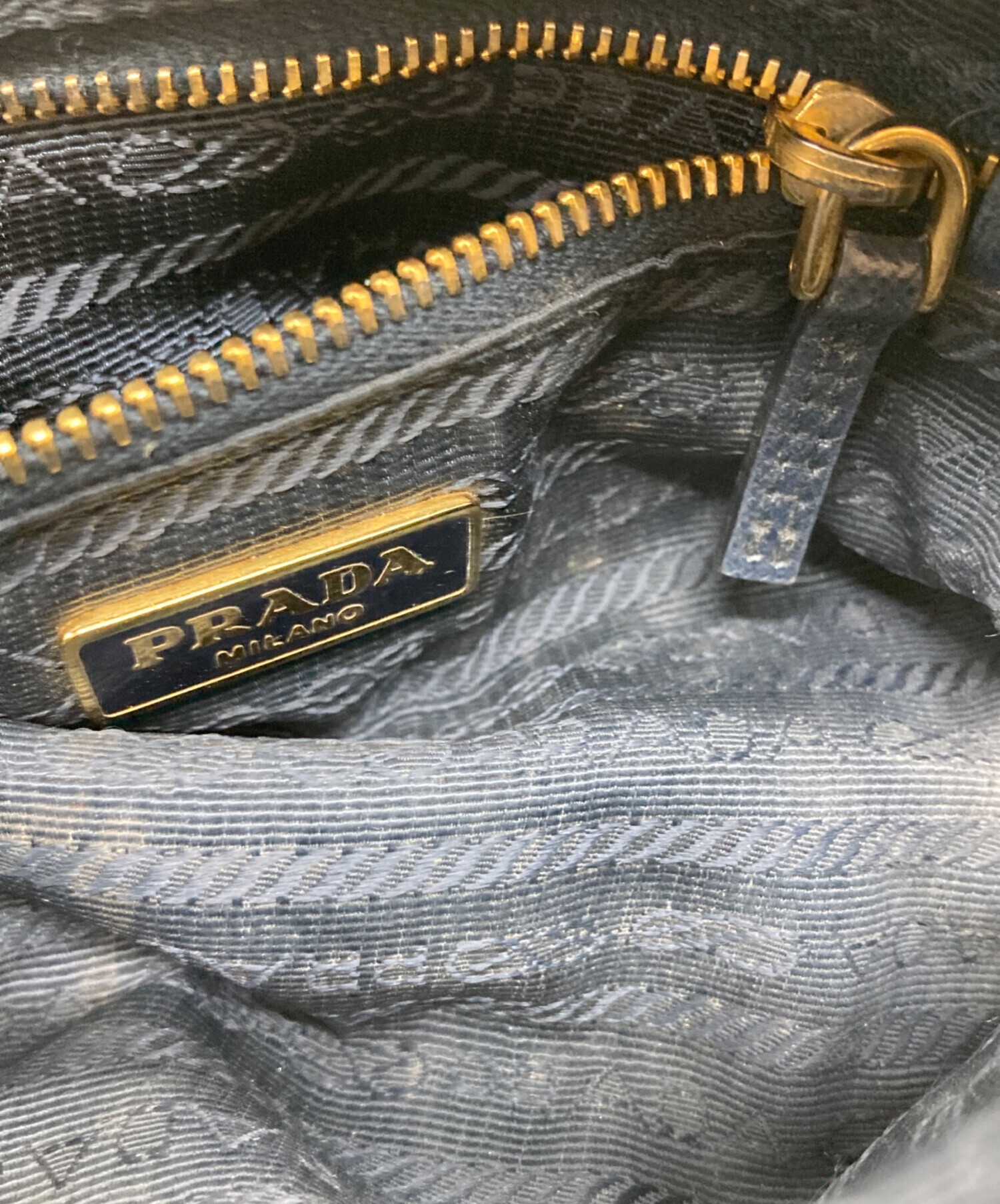 PRADA デニムポーチ ゴールドファスナー PRADA デニムポーチ ゴールドファスナー PRADA デニムポーチ ゴールド