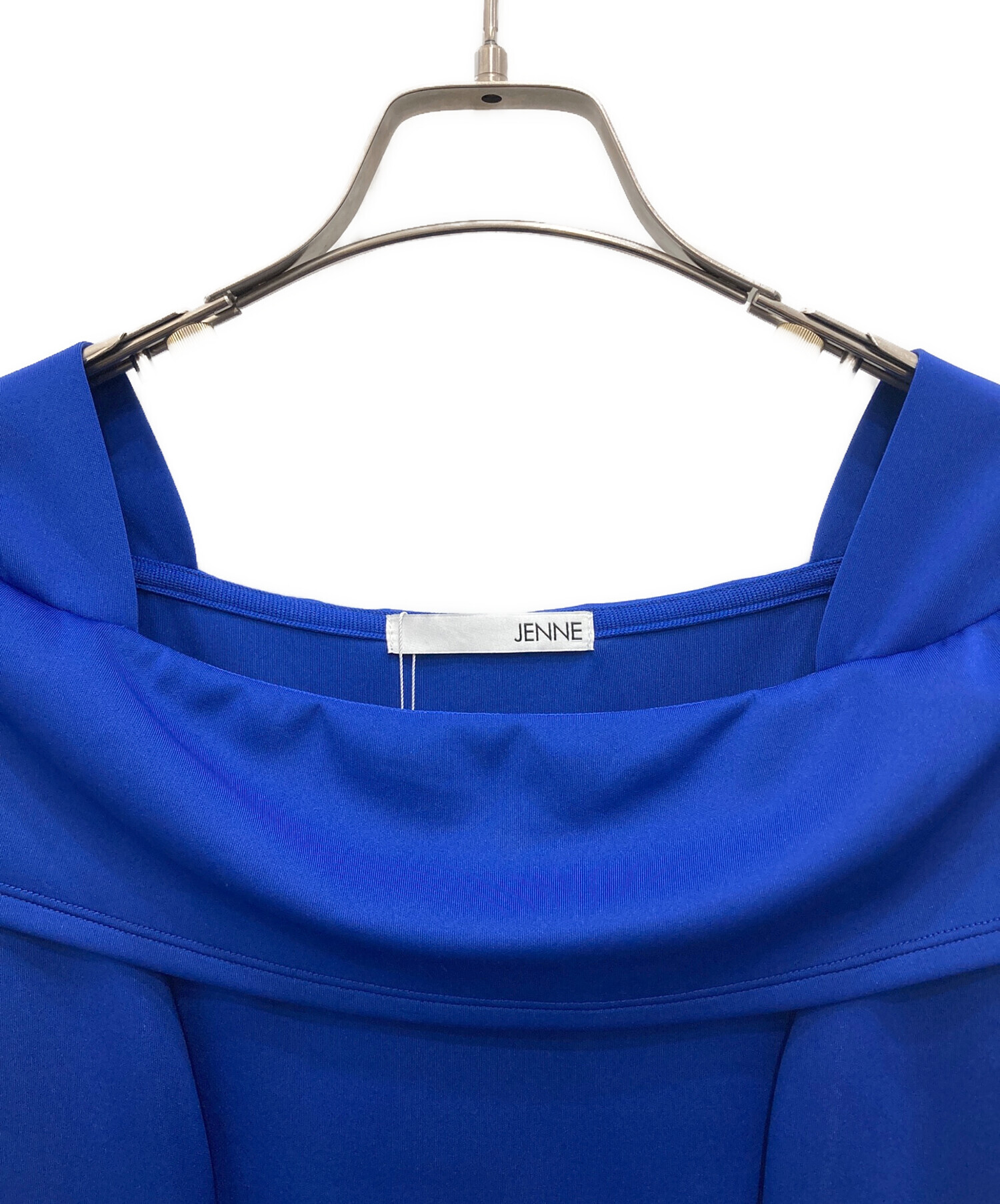 【未使用】JENNEオフショルワンピースSネイビー 中古・古着通販】JENNE (ジェンヌ) 3キロ見えオフショルワンピース