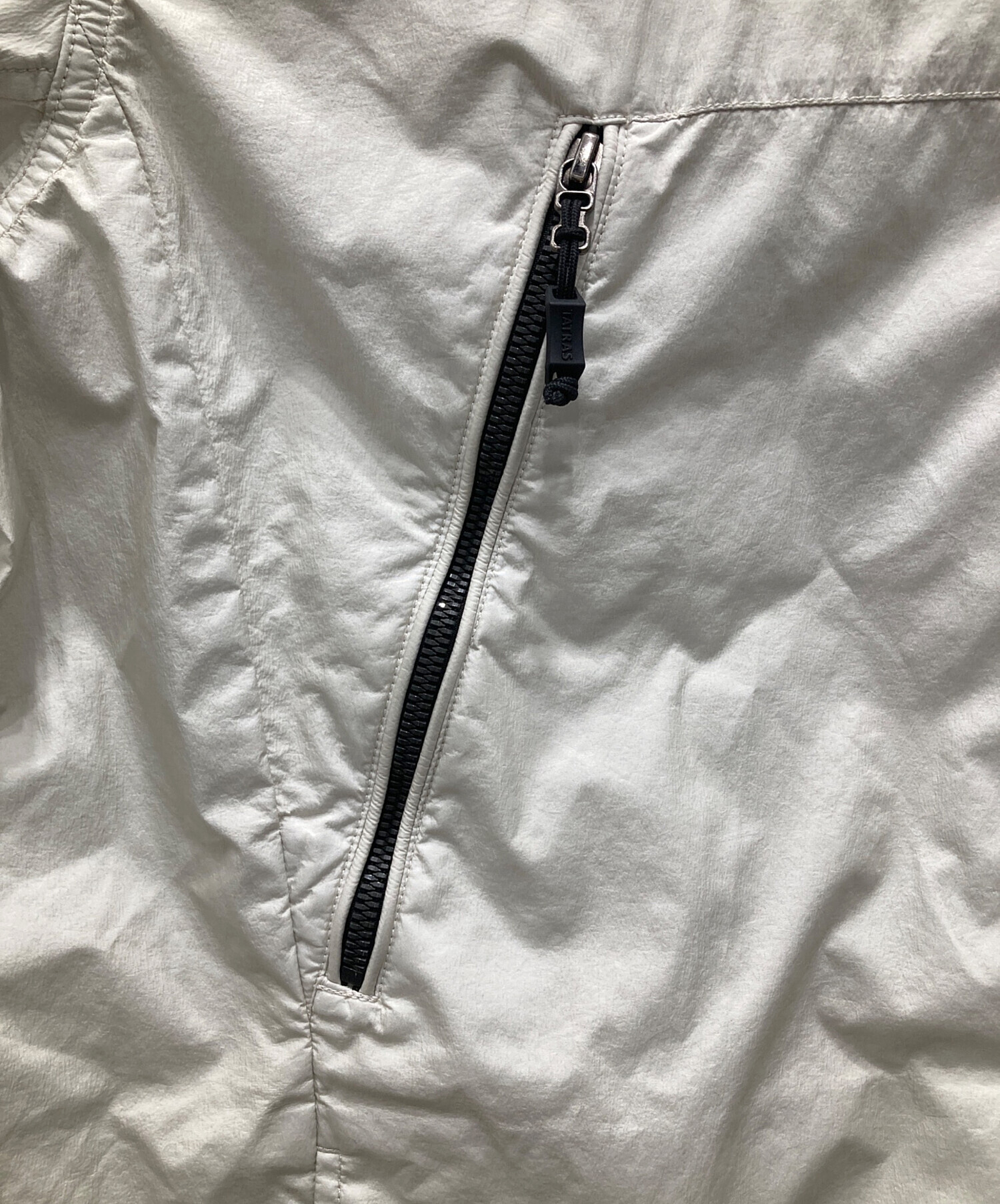 中古・古着通販】TATRAS (タトラス) CEOナイロンジャケット ホワイト 