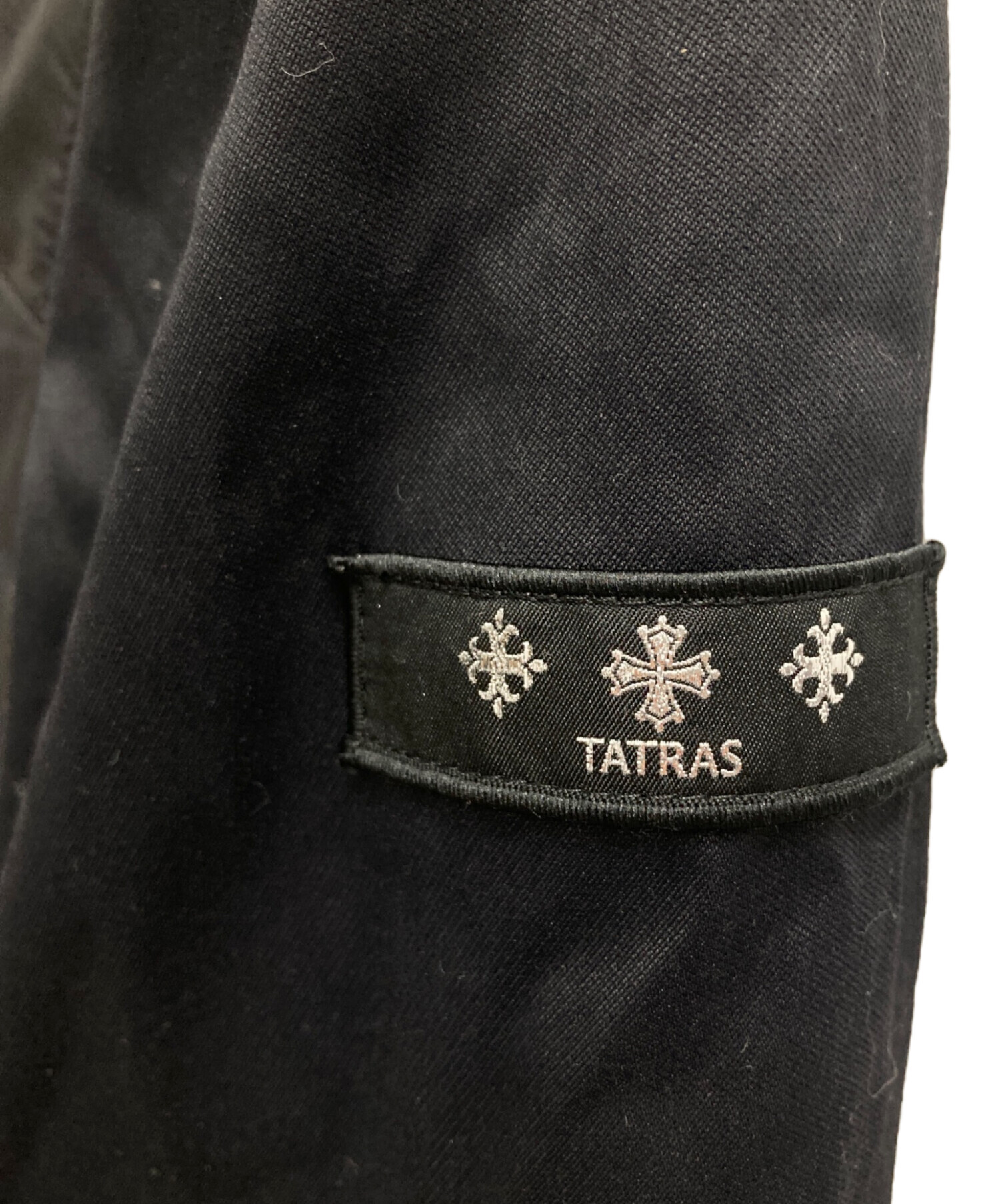 中古・古着通販】TATRAS (タトラス) ライトダウンパーカー ブラック 