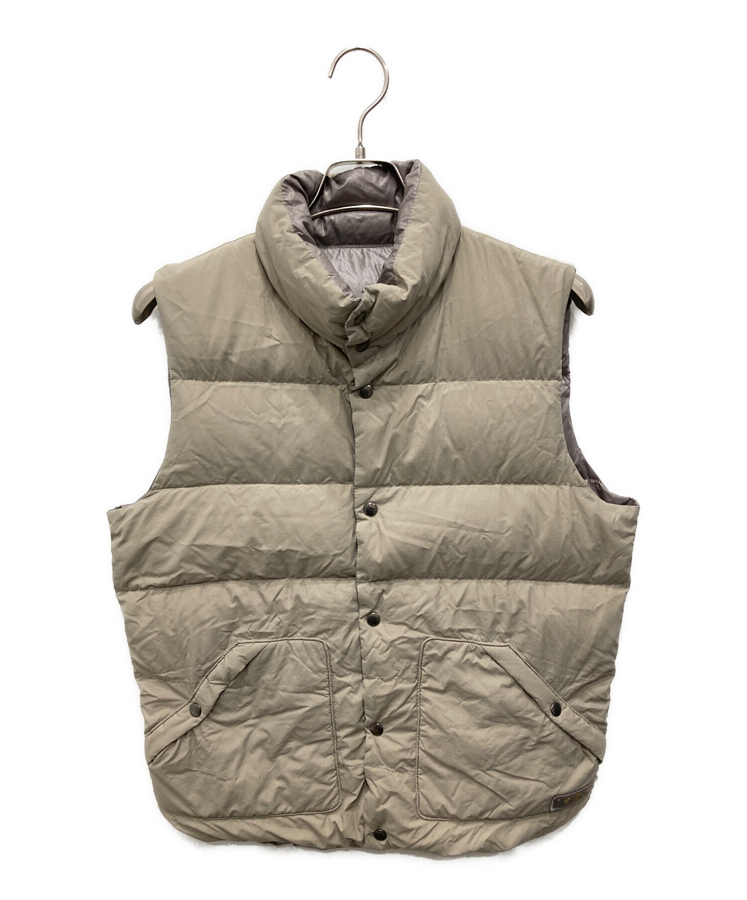 中古・古着通販】TATRAS (タトラス) リバーシブルダウンベスト グレー