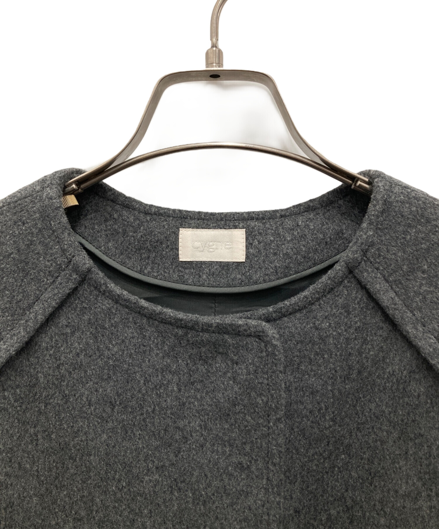 中古・古着通販】cygne (シーニュ) スカラップケープ グレー サイズ:0