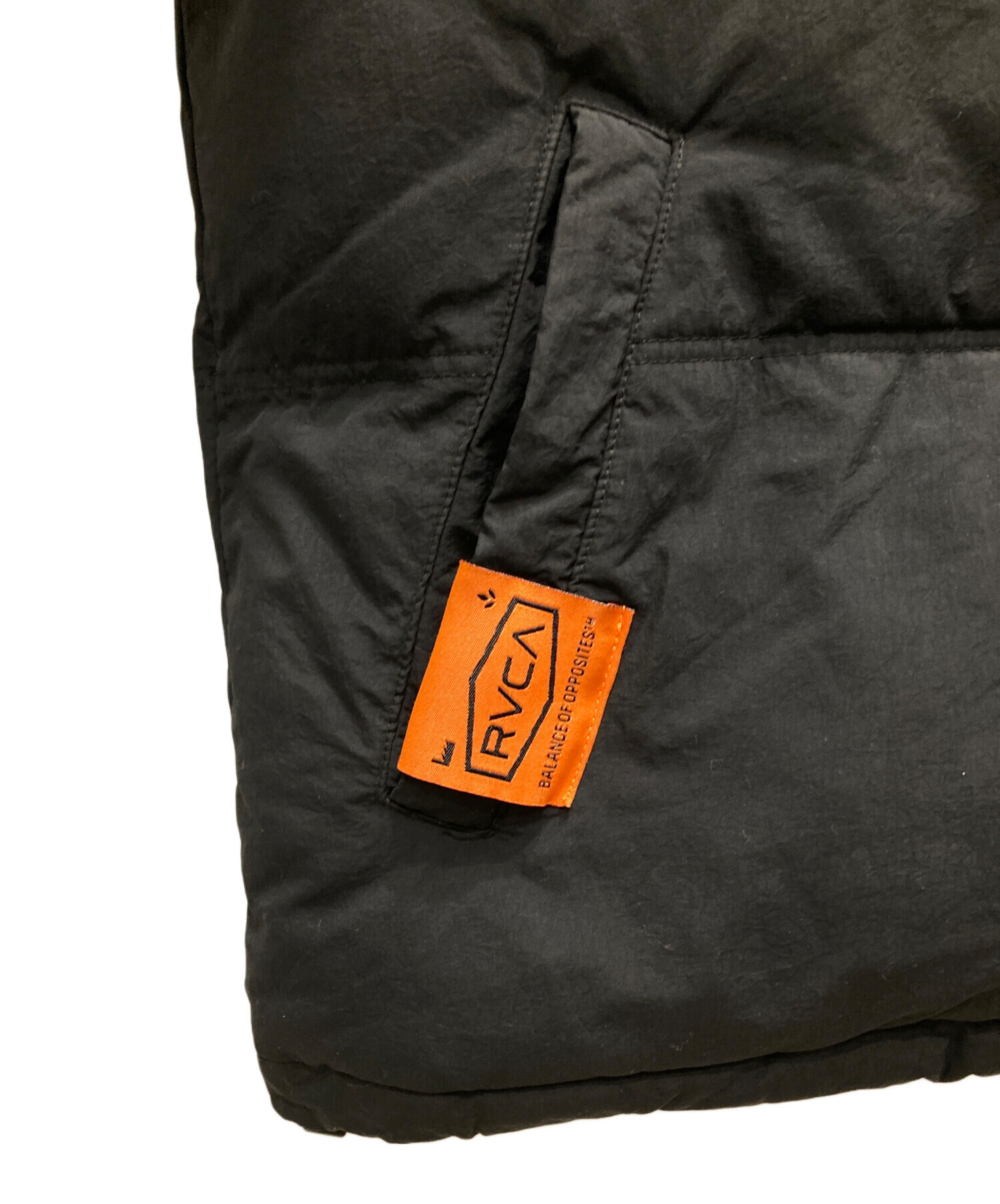 中古・古着通販】RVCA (ルーカ) HOODED MOUNTAIN PUFFER JACKET 