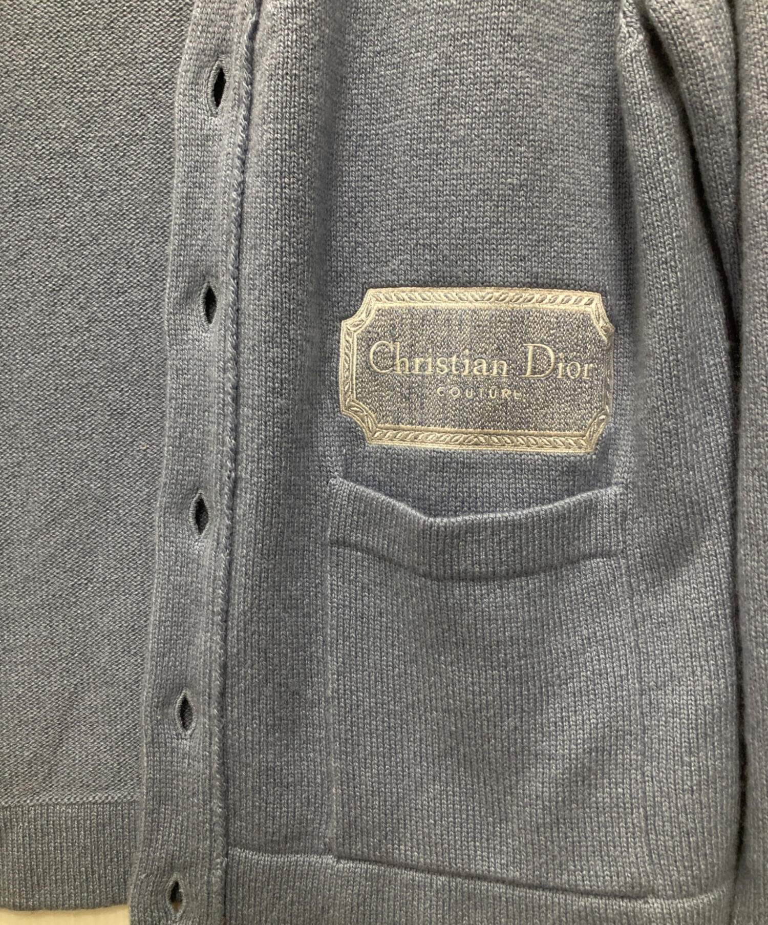 美品*ディオール カシミヤ100% カーディガン バックロゴ 刺繍 長袖 無地 美品*ディオール カシミヤ100% カーディガン バックロゴ 刺繍 長袖