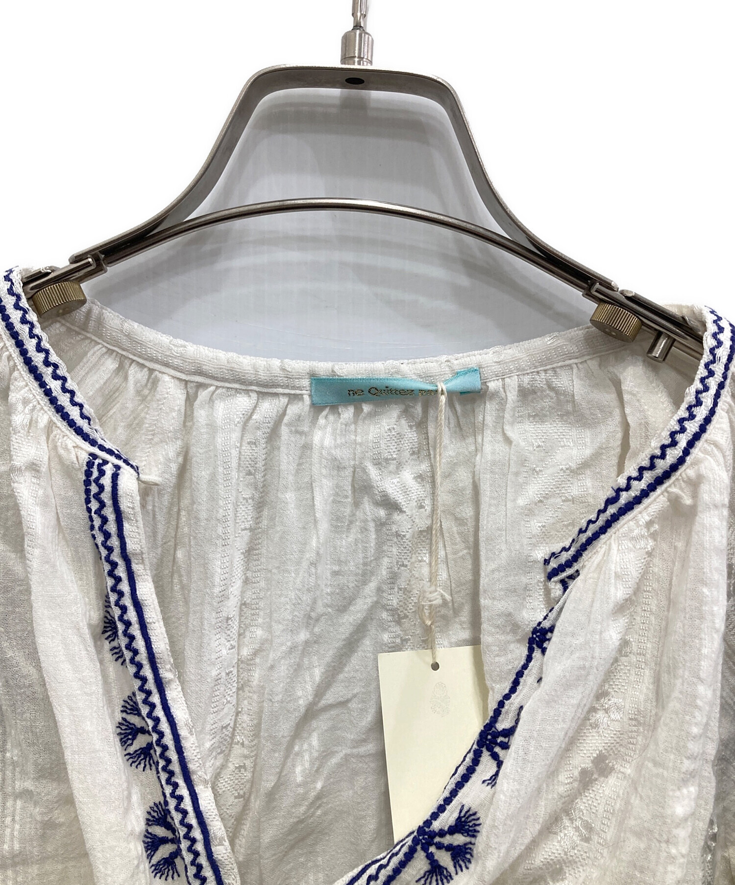 中古・古着通販】ne quittez pas (ヌキテパ) 刺繍ブラウス ホワイト 