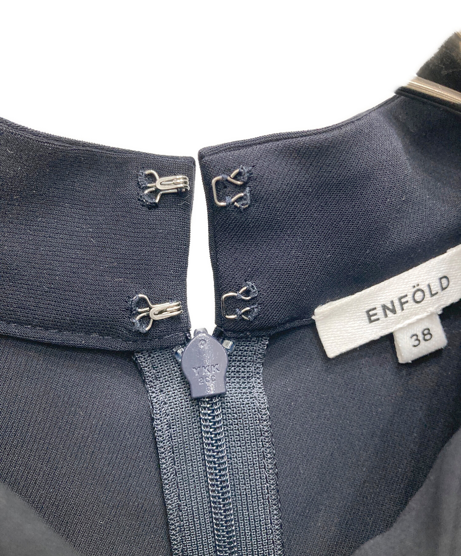 エンフォルド BOX-PLEATS PULLOVER 300GA230-2460 38 ネイビー ボックスプリーツ スタンドネック 23AW ITNUEL9X47UK 中古・古着通販】ENFOLD (エンフォルド) BOX-PLEATS PULLOVER ネイビー
