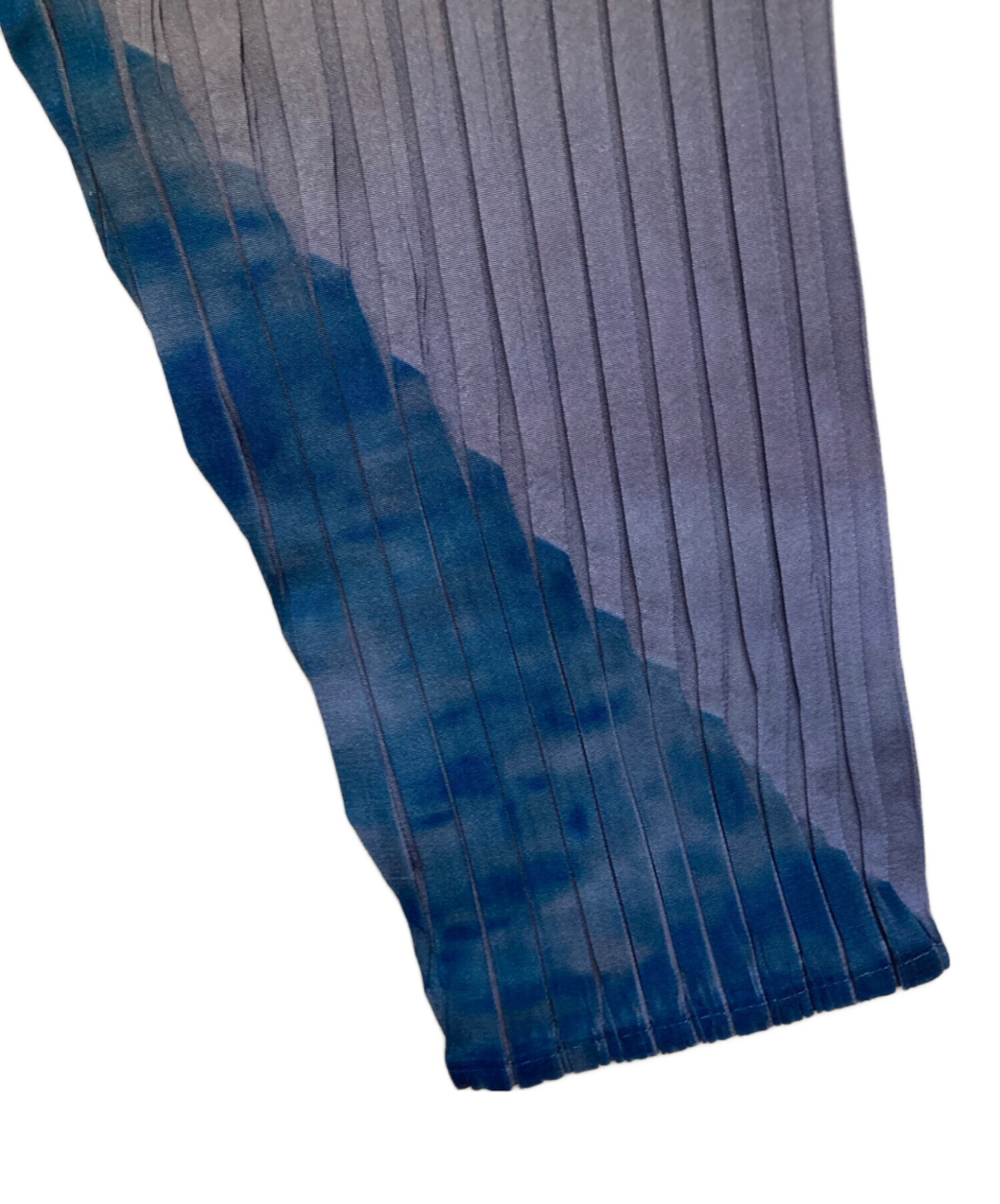 中古・古着通販】ISSEY MIYAKE (イッセイミヤケ) 総柄プリーツ