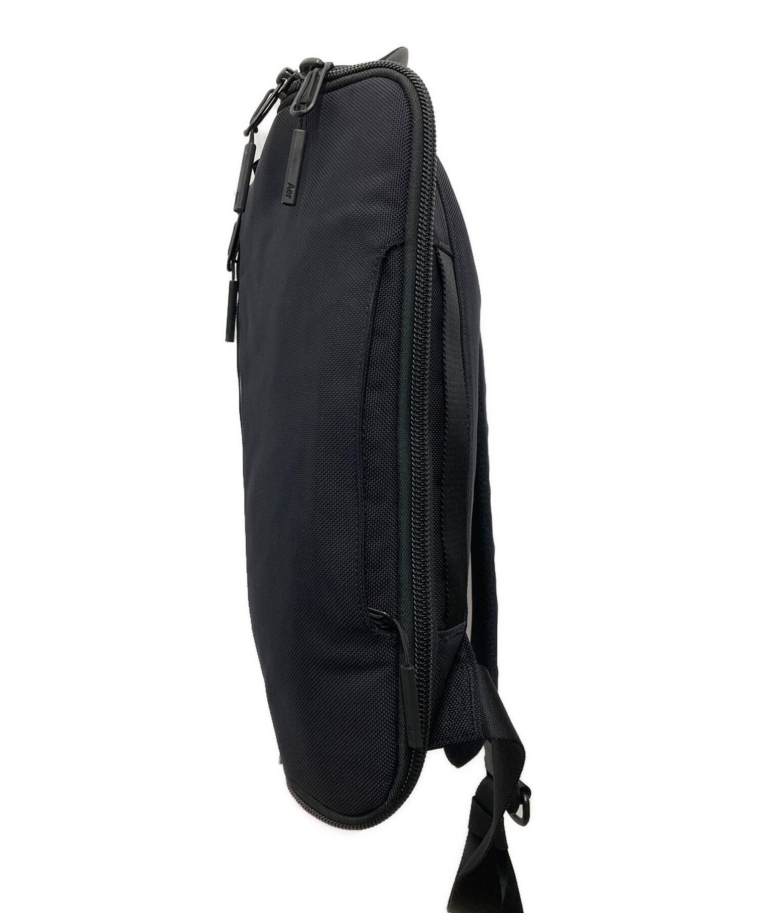 中古・古着通販】Aer (エアー) Travel Sling Bag/エアー トラベル