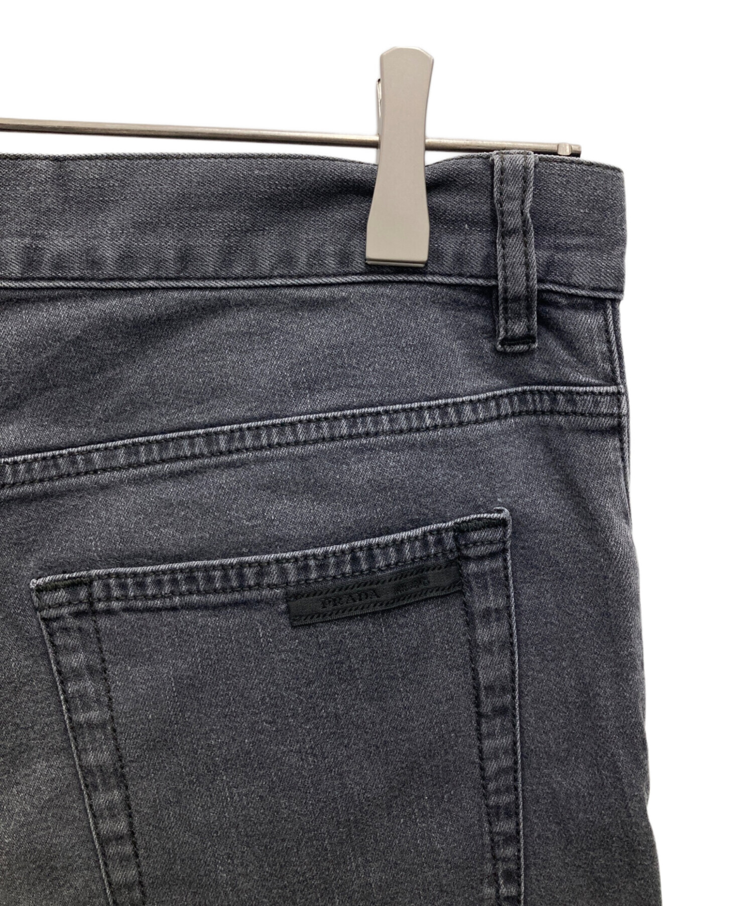 中古・古着通販】PRADA (プラダ) デニムパンツ グレー サイズ:30