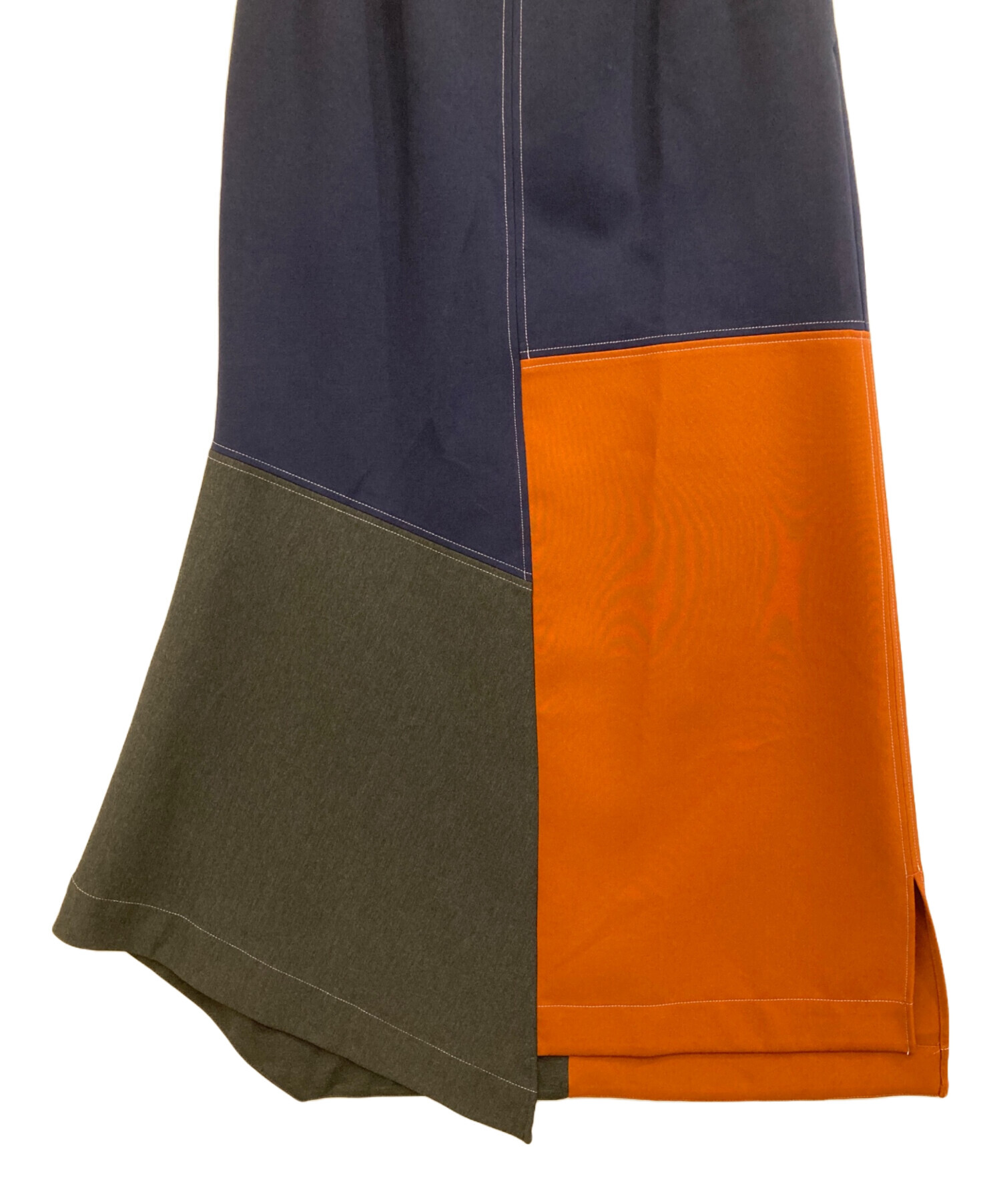 【新品未使用】UN3D アンスリード ペイントアートスカート 38 UN3D.（アンスリード）の「アニマルペイントスカート（スカート