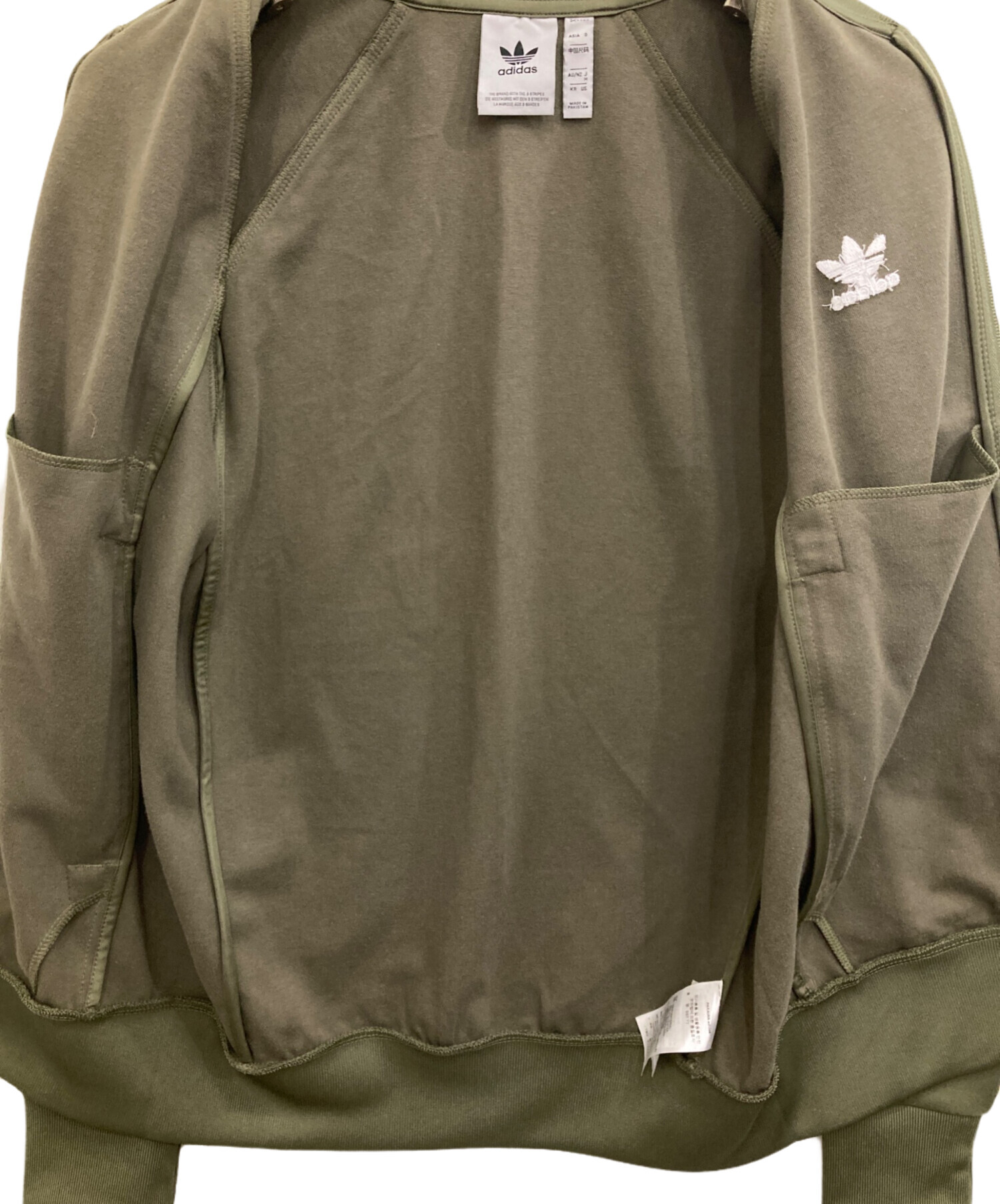 希少 アディダス トラックジャケット オリーブストレーター Mサイズ 中古・古着通販】adidas (アディダス) トラックジャケット オリーブ