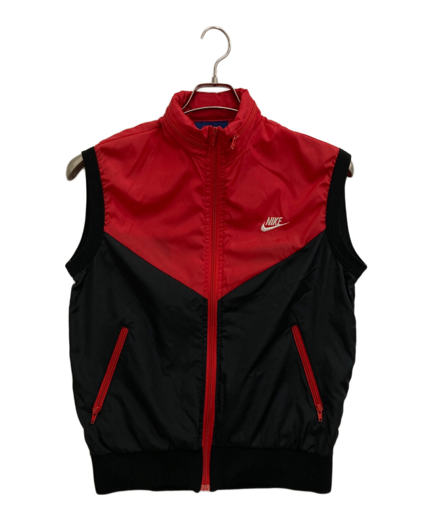 中古・古着通販】NIKE (ナイキ) ナイロンベスト レッド サイズ:M