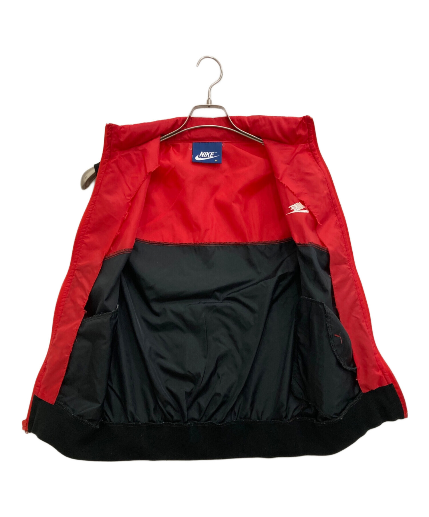 中古・古着通販】NIKE (ナイキ) ナイロンベスト レッド サイズ:M 