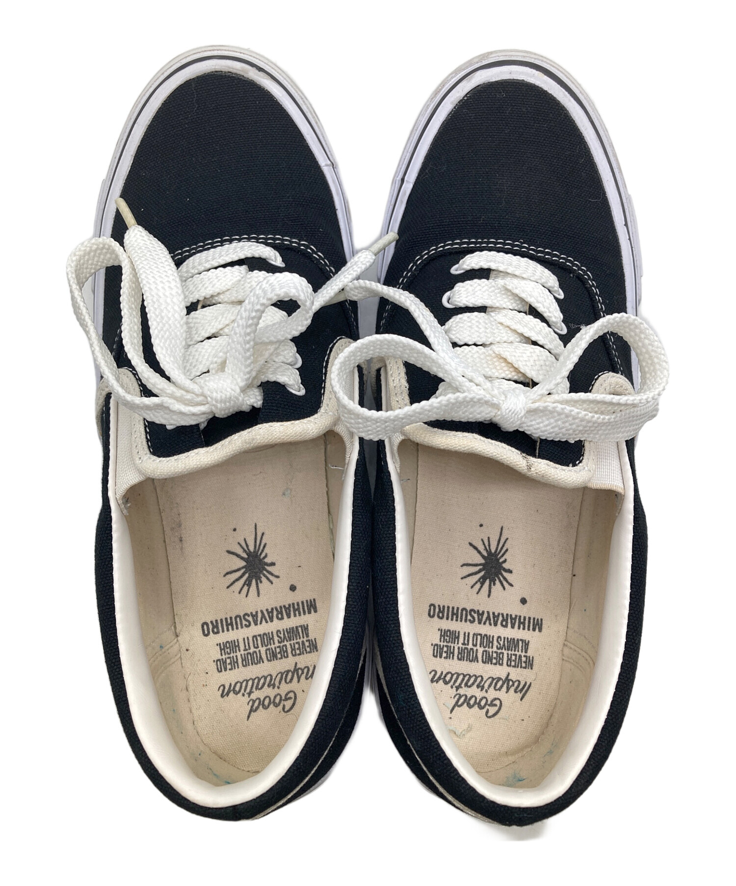 ミミ様 個性を際立たせる逸品》【miumiu】タイヤ スニーカー (MiuMiu