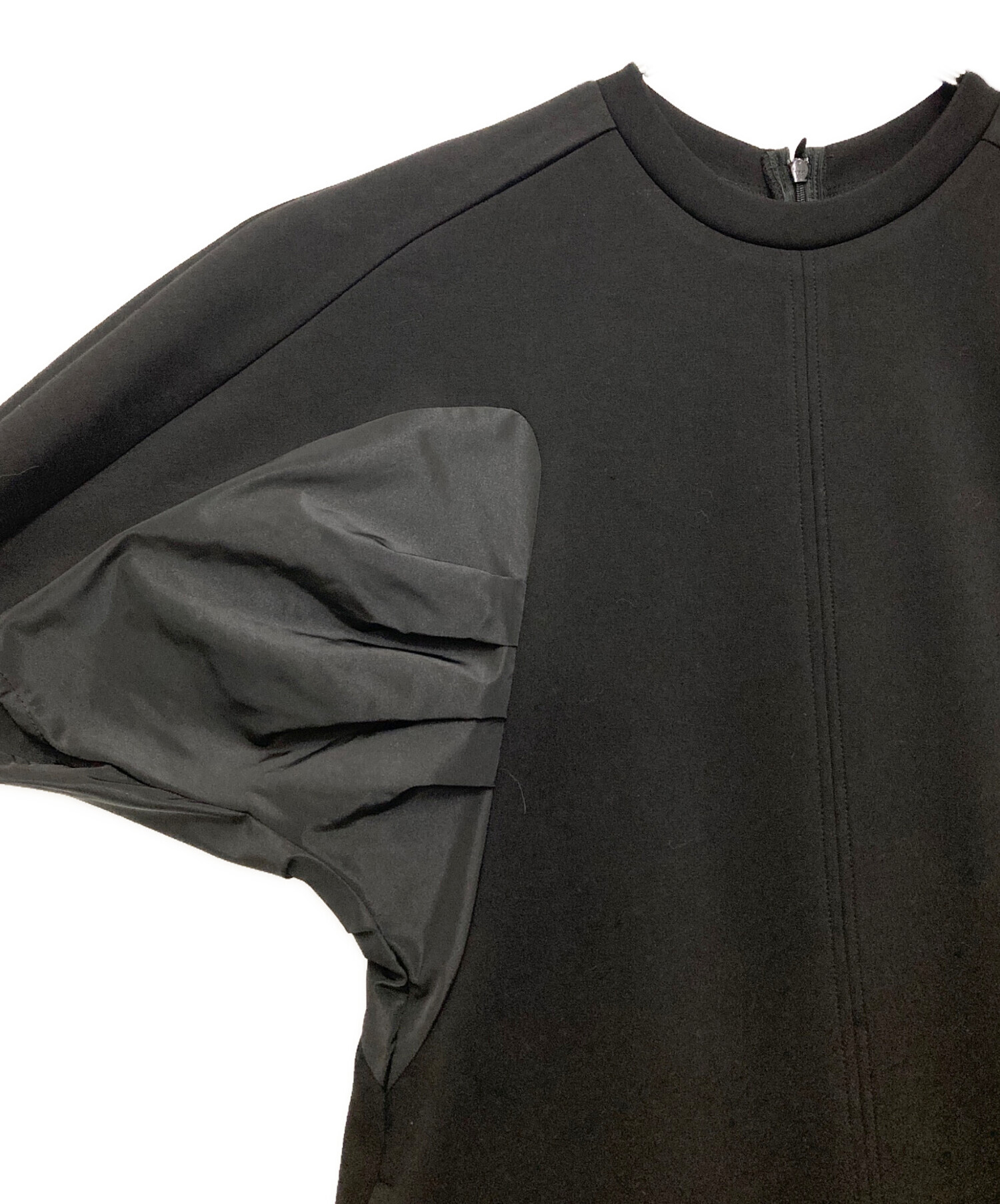 中古・古着通販】OMMO (オーエムエムオー) COCOON TUCK DOCKING OP