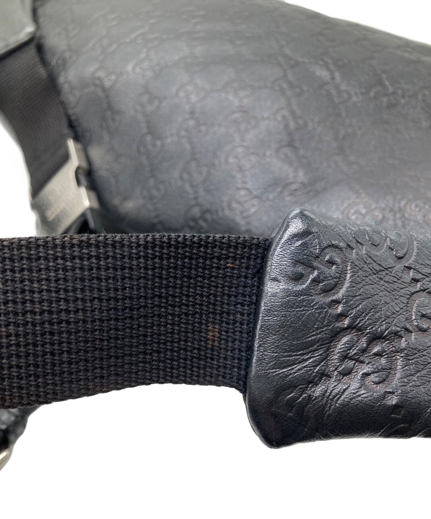 中古・古着通販】GUCCI (グッチ) ボディバッグ ブラック｜ブランド