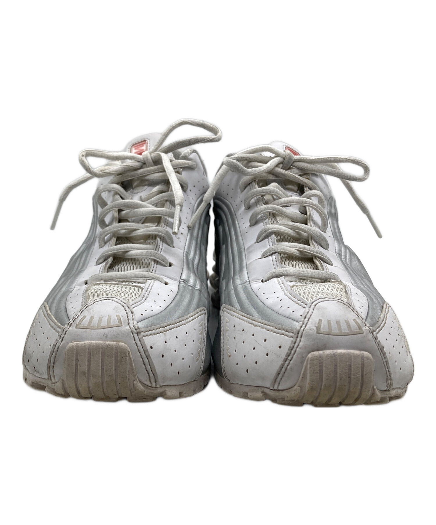 中古・古着通販】NIKE (ナイキ) Shox R4 スニーカー シルバー 中古・古着通販】NIKE (ナイキ) Shox R4 スニーカー シルバー