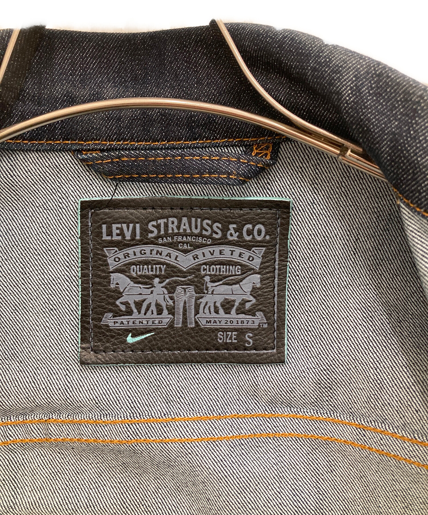 NIKE リーバイス LEVI’S デニムジャケット 【希少】‼️ ◇コラボ商品◇NIKE X LEVI'S TRUCKER JACKET◇正規品◇関税込◇ (Nike