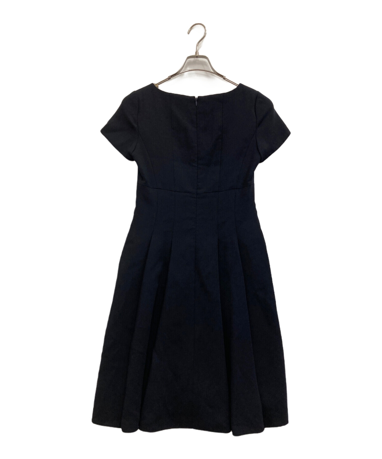 【中古】FOXEY フォクシー ワンピース ネイビー ワンピース 38サイズ 中古・古着通販】FOXEY (フォクシー) ワンピース ネイビー サイズ:38