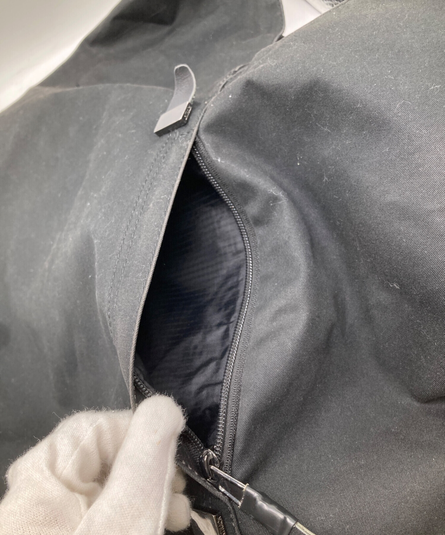 中古・古着通販】untrack (アントラック) CITY VT AZUMA Bag ブラック 