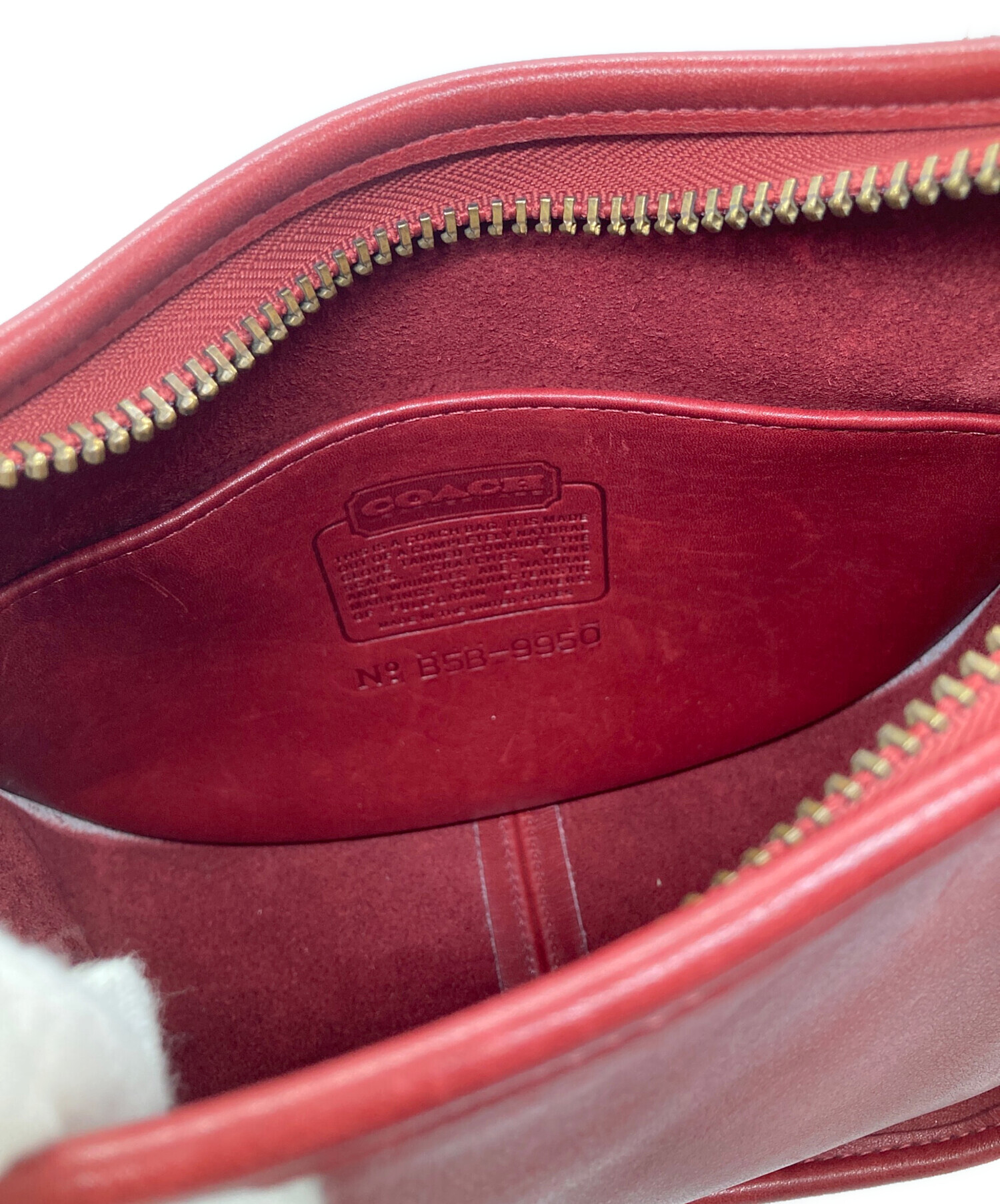 中古・古着通販】COACH (コーチ) ショルダーバッグ レッド|ブランド 中古・古着通販】COACH (コーチ) ショルダーバッグ レッド|ブランド