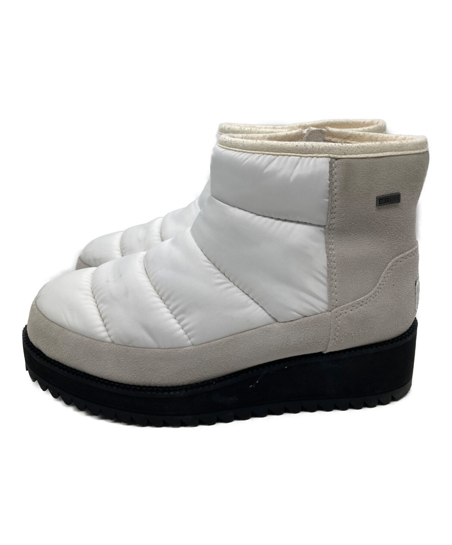 中古・古着通販】UGG (アグ) ムートンブーツ ホワイト サイズ:24cm 