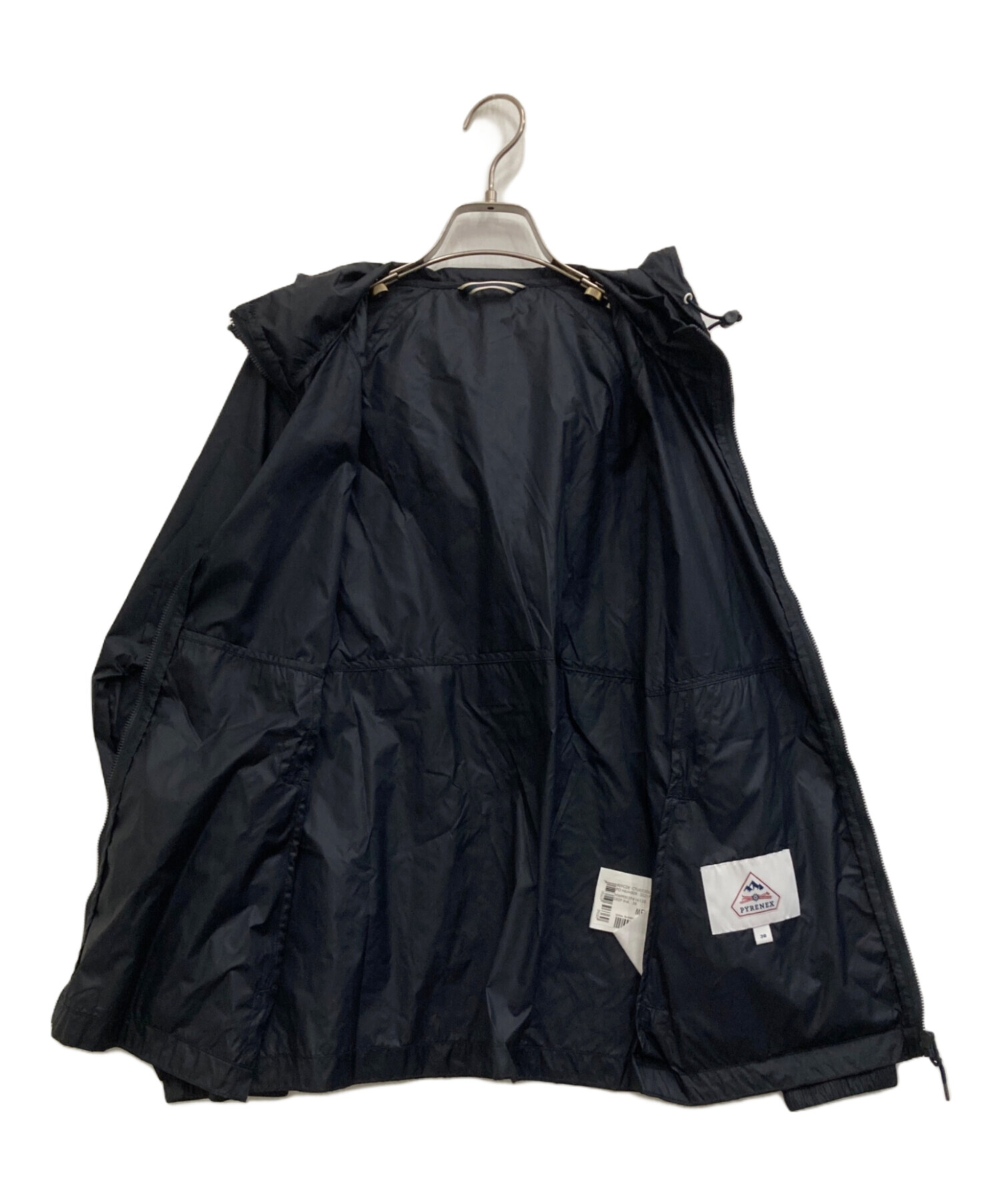 中古・古着通販】Pyrenex (ピレネックス) ナイロンジャケット ネイビー 中古・古着通販】Pyrenex (ピレネックス) ナイロンジャケット ネイビー