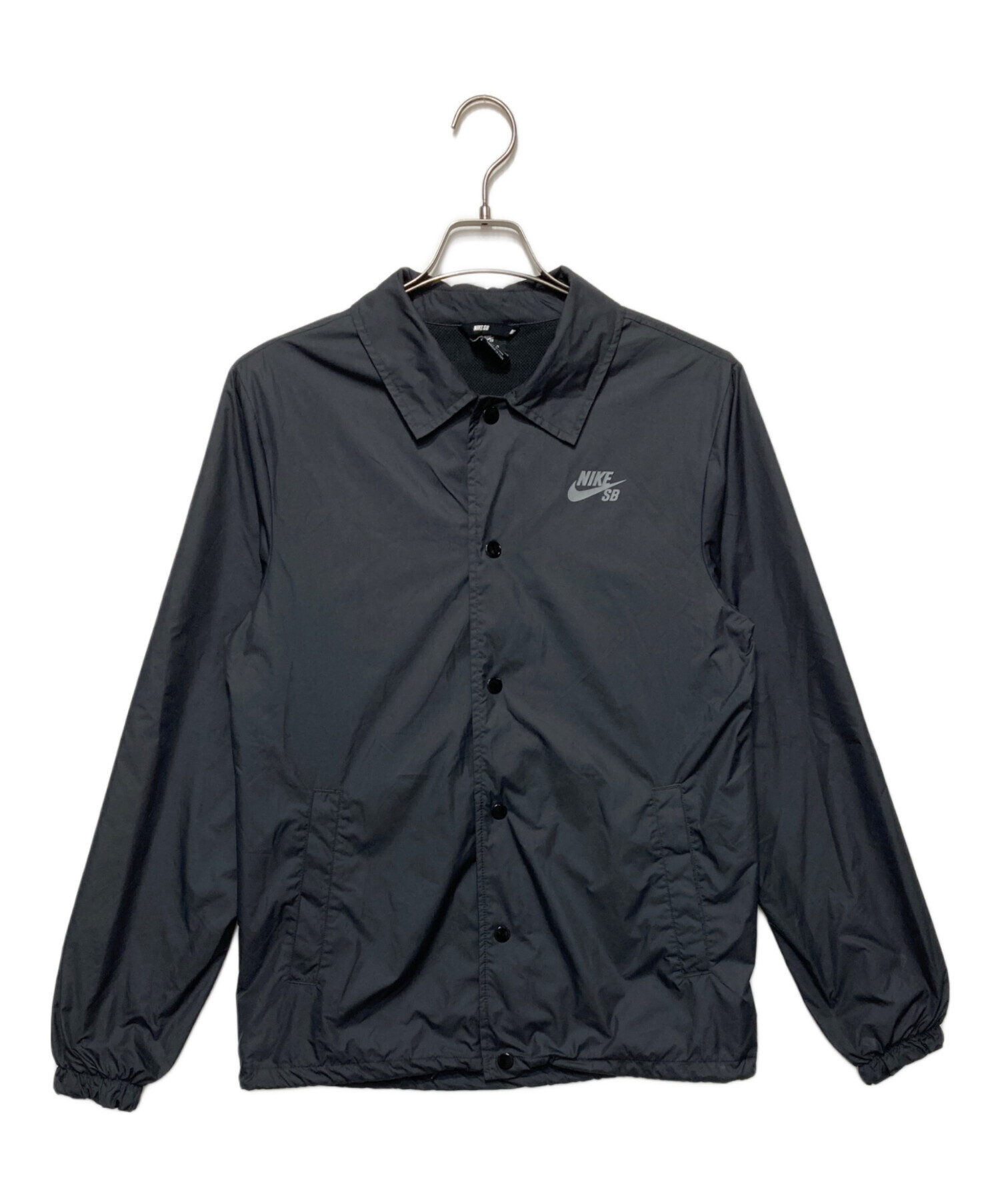 中古・古着通販】NIKE SB (ナイキエスビー) コーチジャケット ブラック 中古・古着通販】NIKE SB (ナイキエスビー) コーチジャケット ブラック